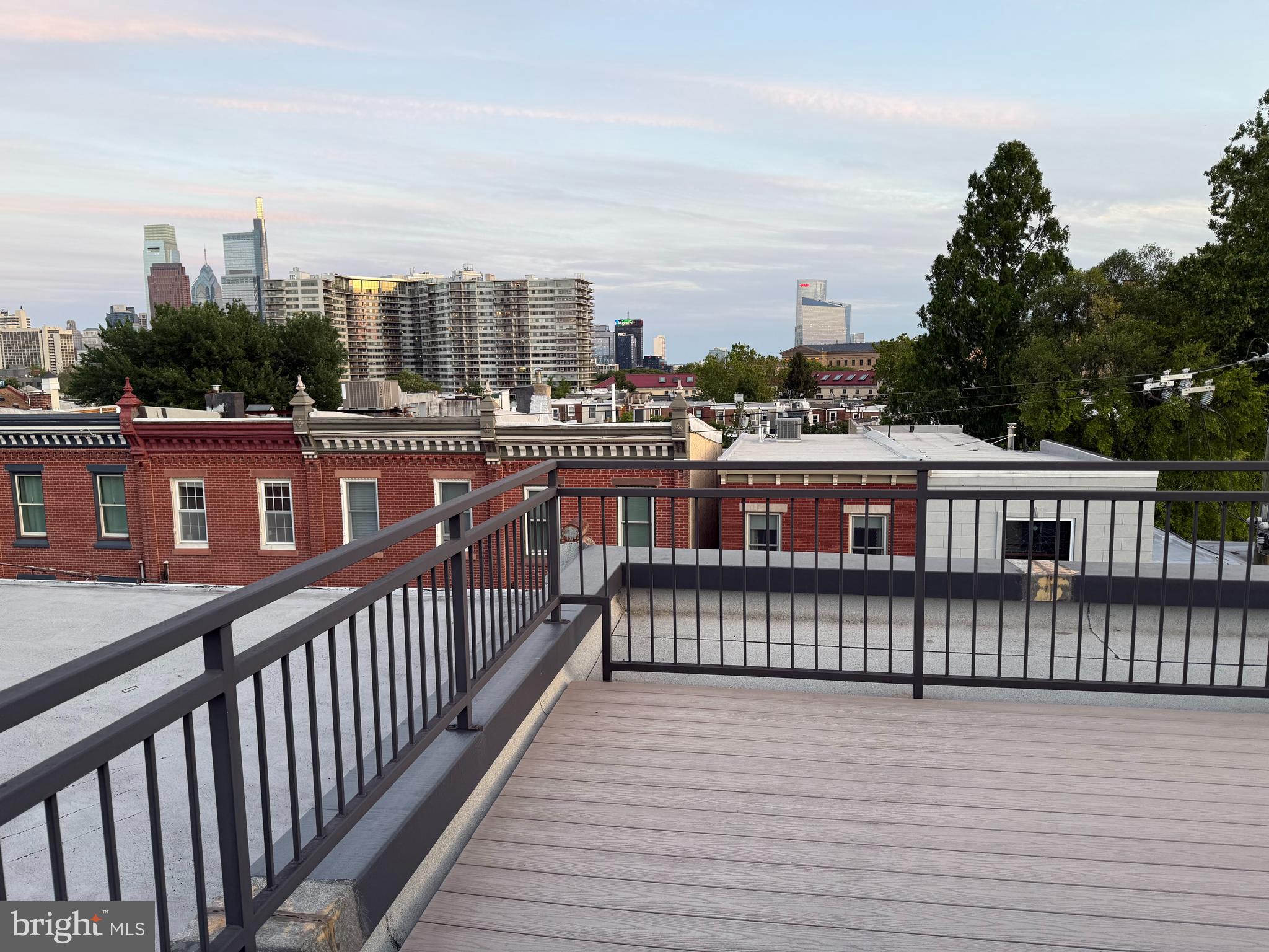 FAIRMOUNT - Residential
