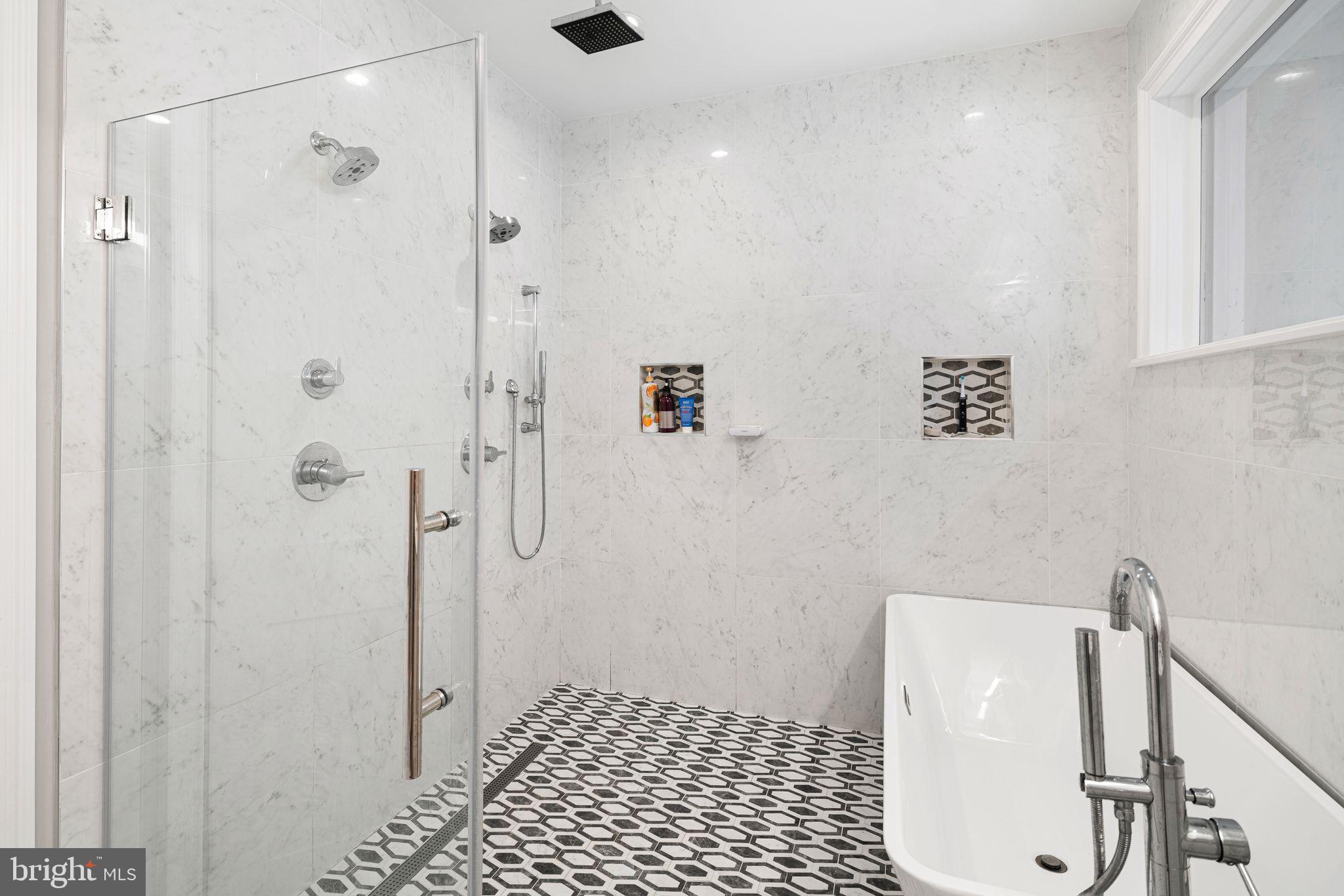 FAIRMOUNT - Residential