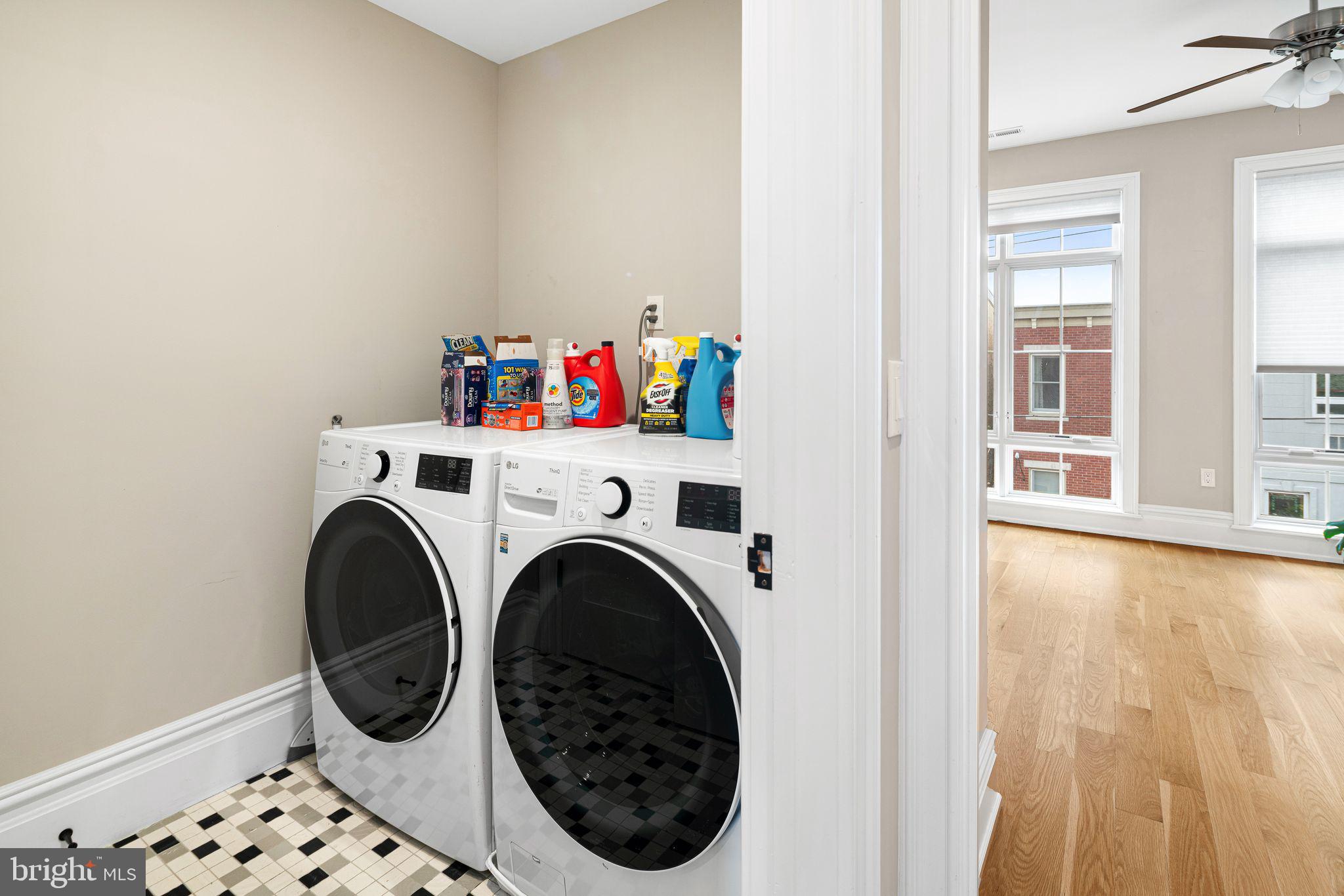 FAIRMOUNT - Residential