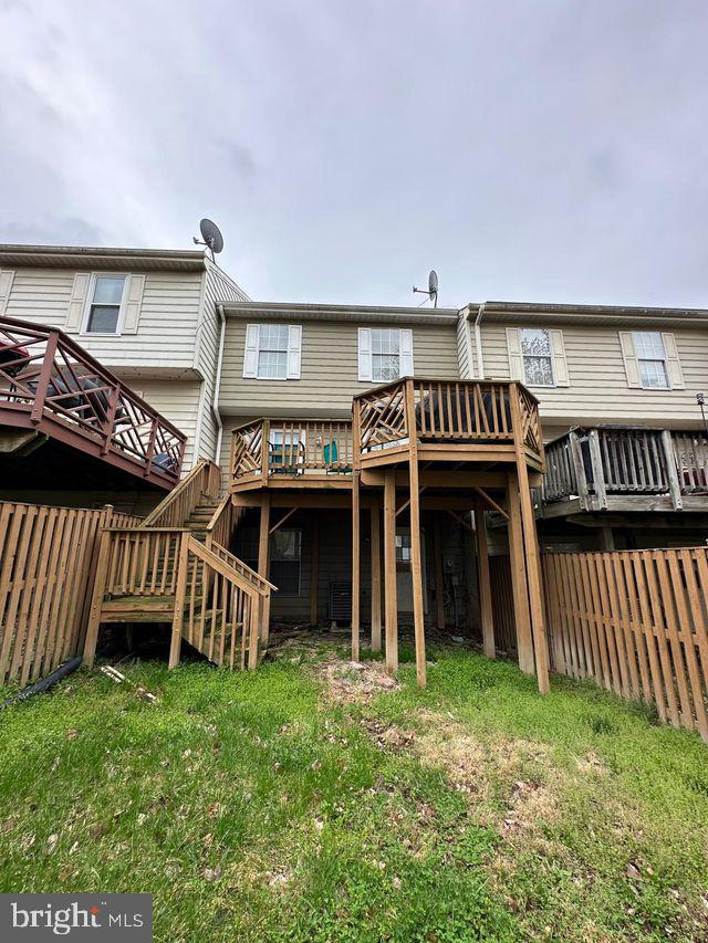 STONEGATE - Residential