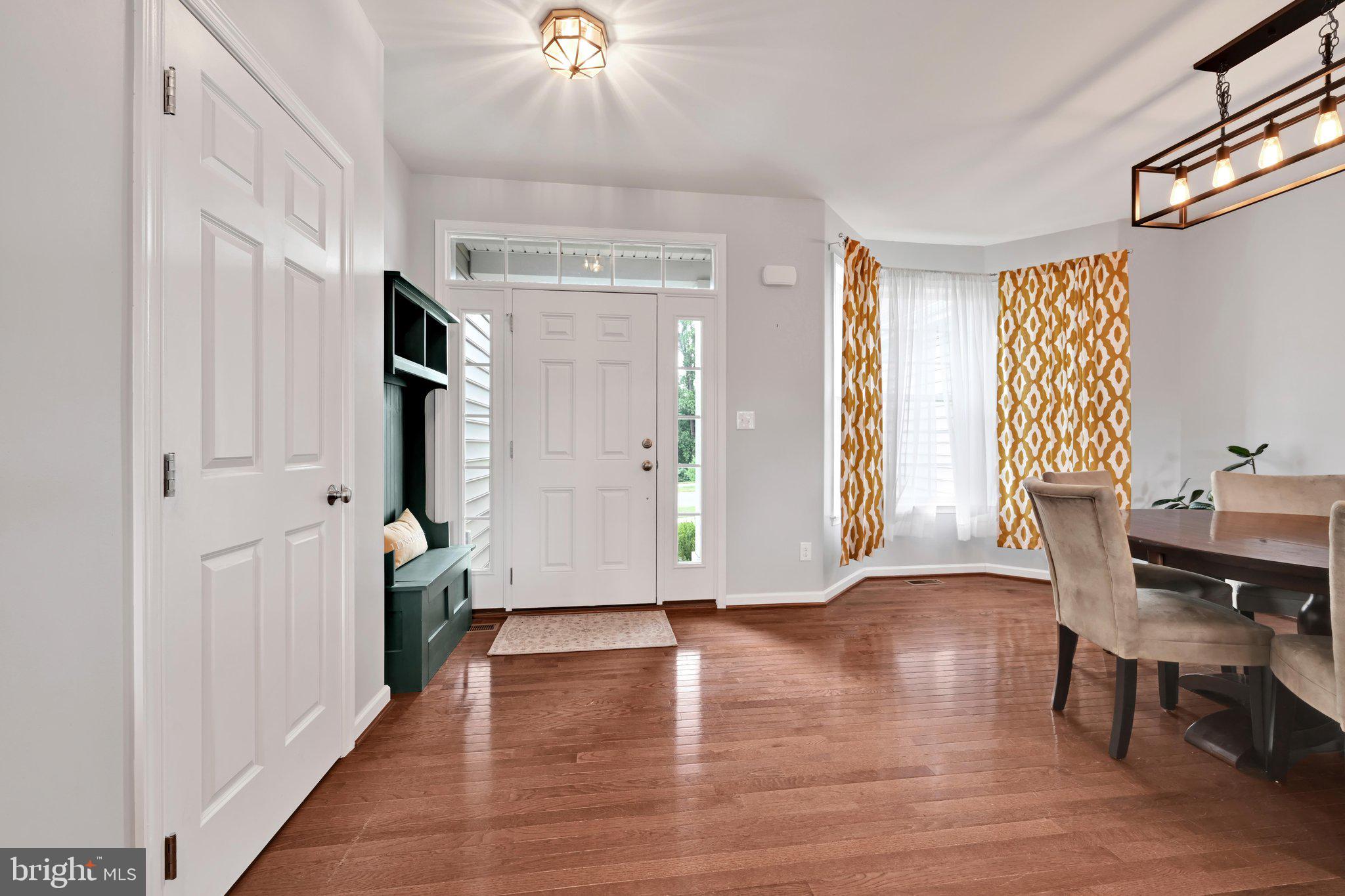 HILLS OF LONDON GROV - Residential