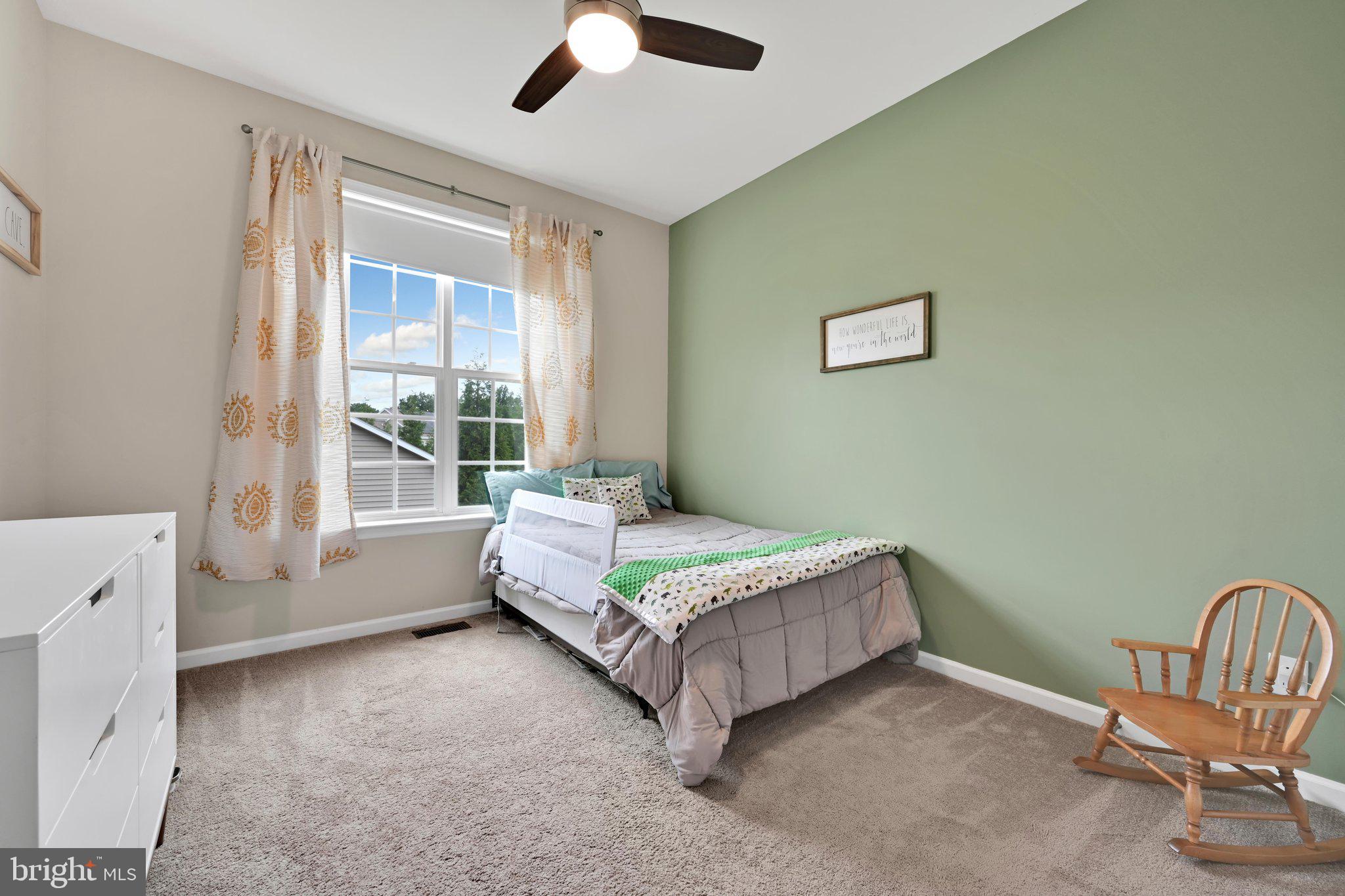 HILLS OF LONDON GROV - Residential