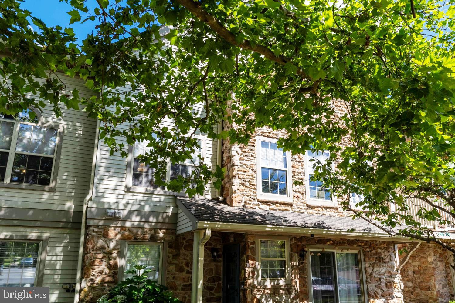 REMINGTON OAKS - Residential