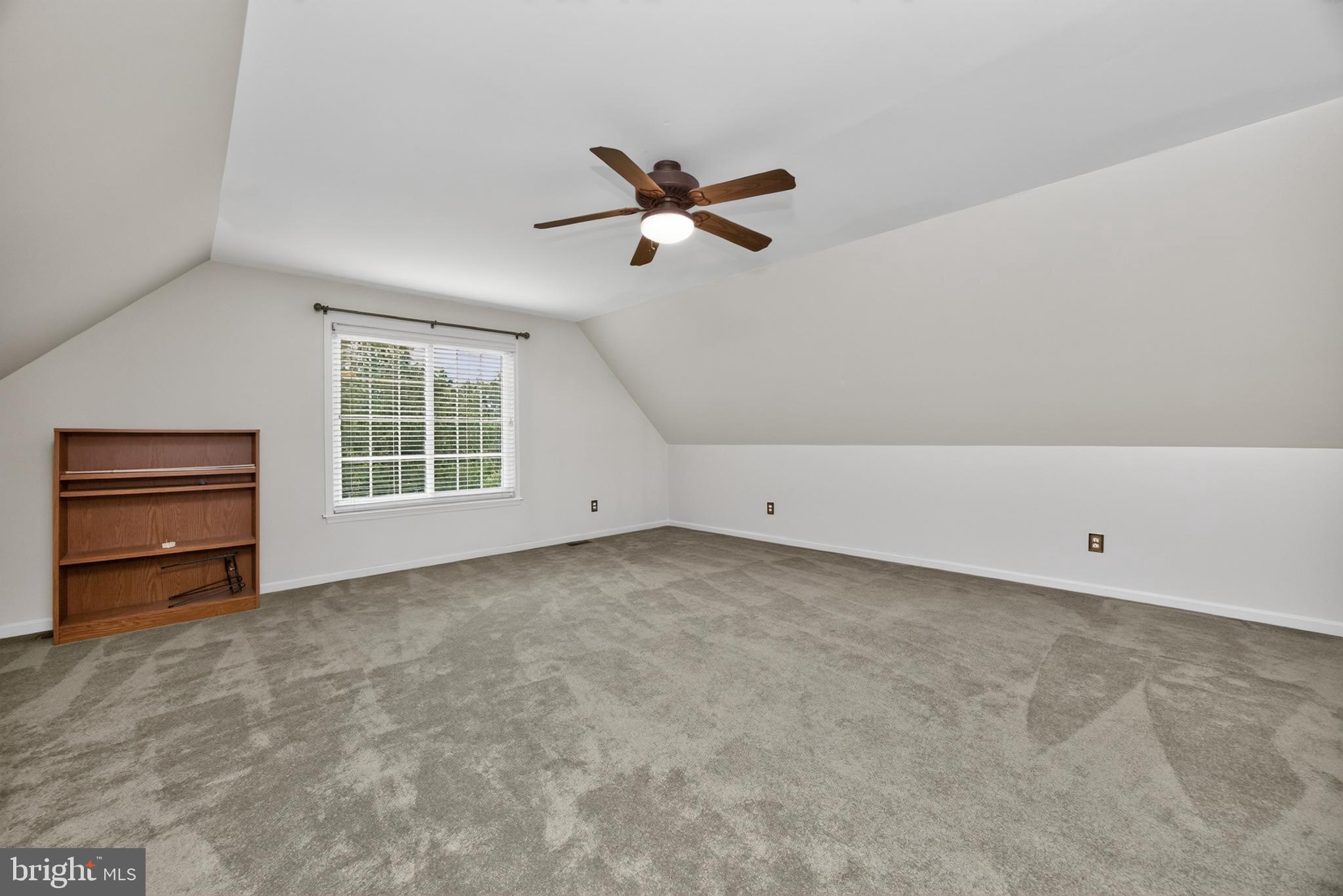 KYLIE MEADOWS - Residential