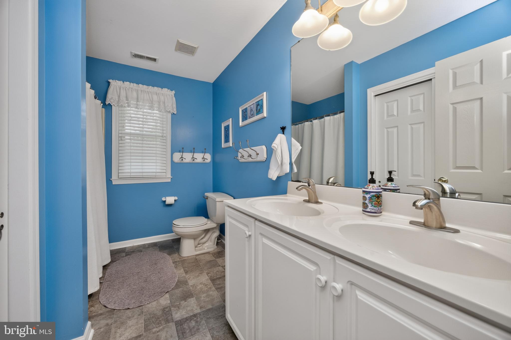 KYLIE MEADOWS - Residential