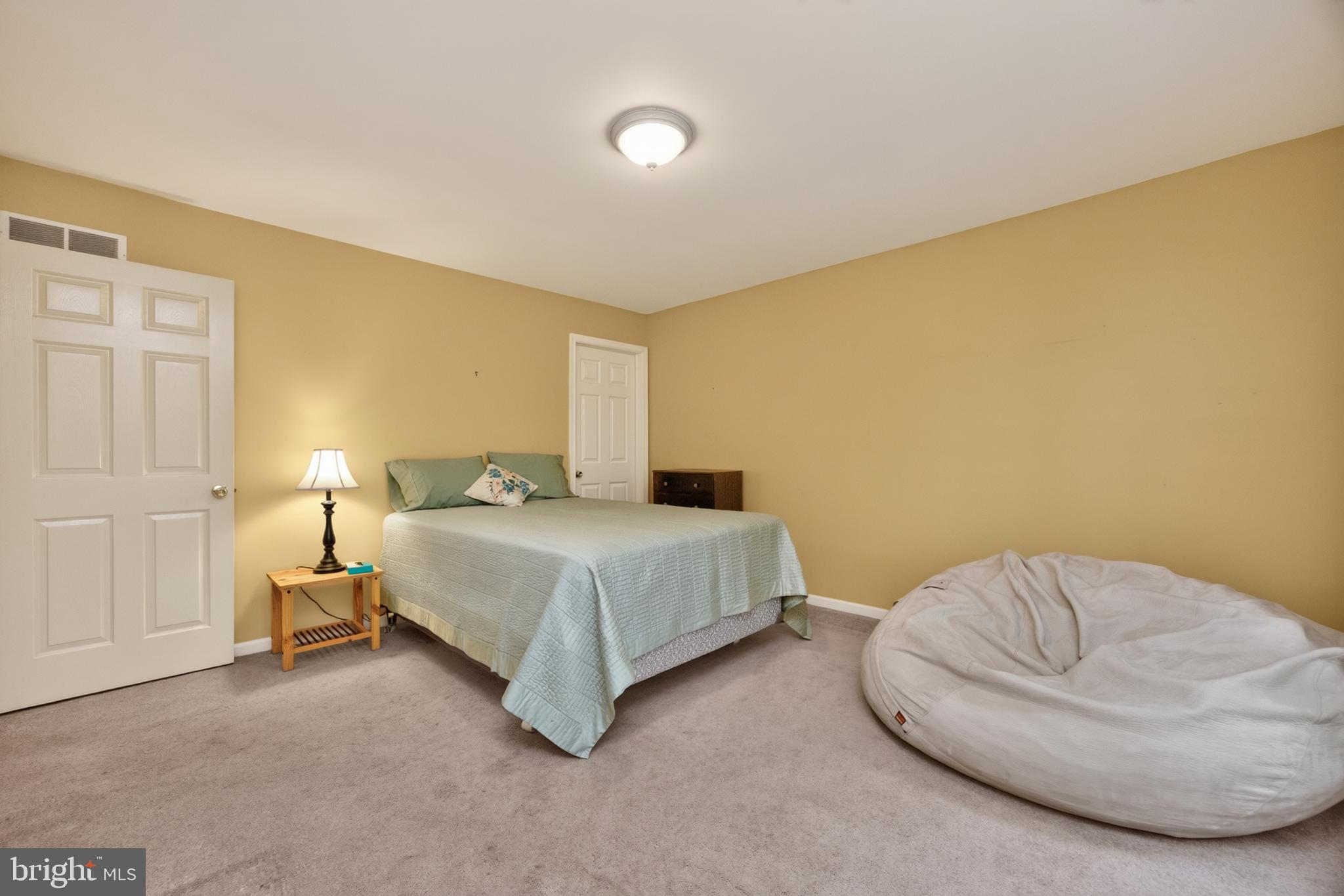 KYLIE MEADOWS - Residential