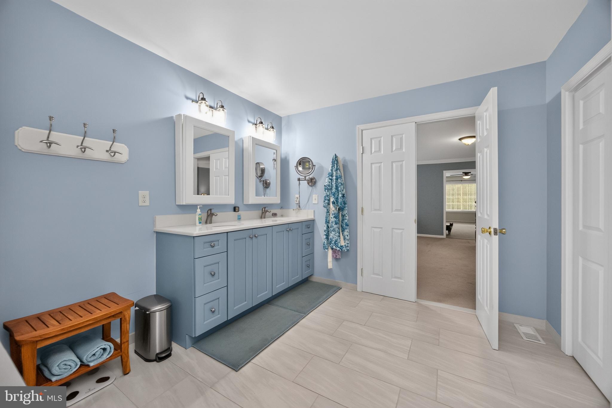 KYLIE MEADOWS - Residential