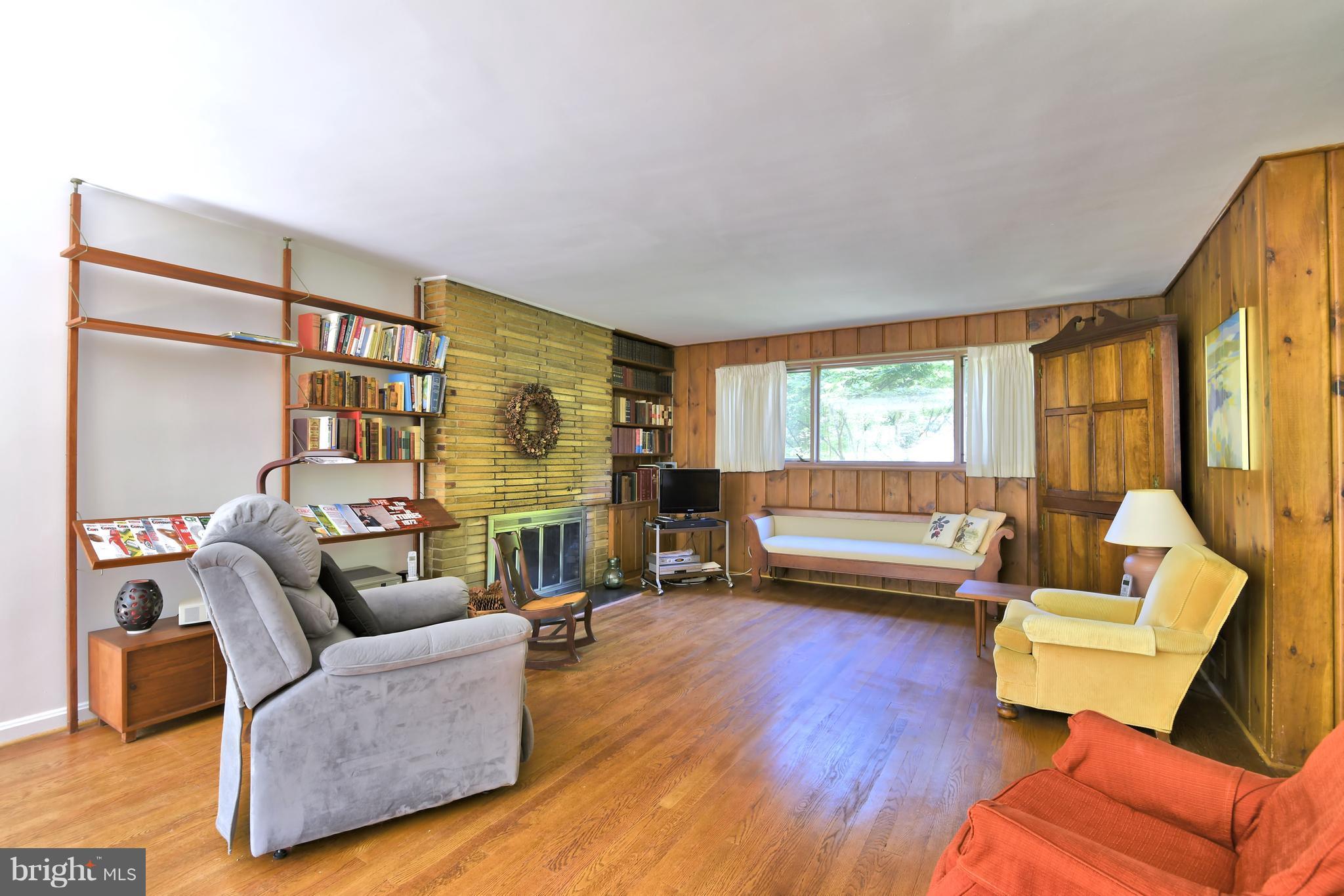 GARRETT PARK - Residential