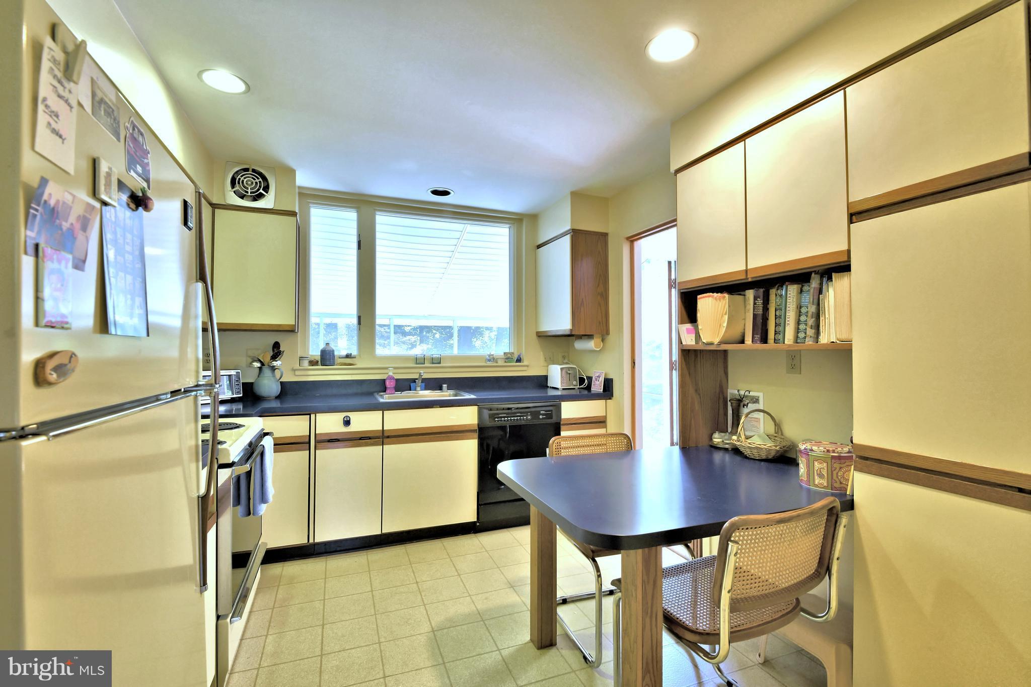 GARRETT PARK - Residential