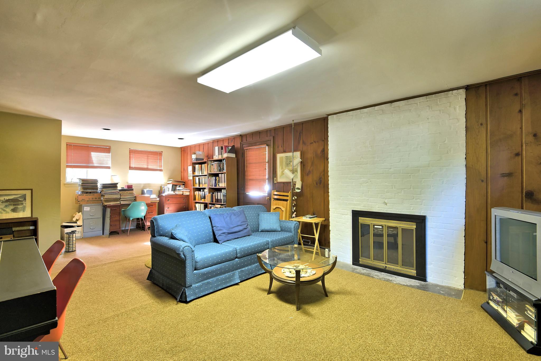 GARRETT PARK - Residential
