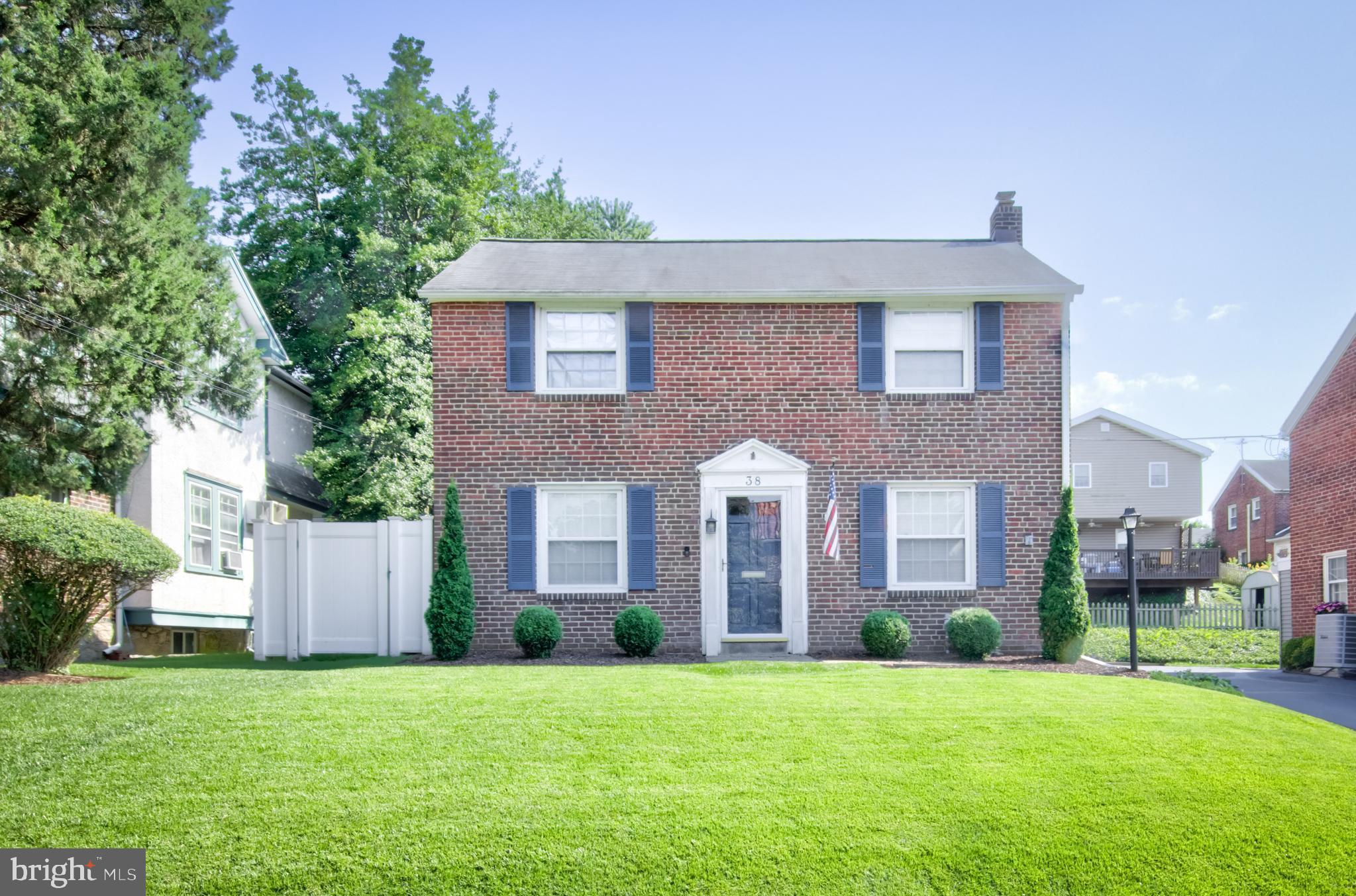 SPRINGFIELD TOWNSHIP, DELAWARE COUNTY
Your next chapter starts here.
A home that's ready. A life that's waiting.
Nestled in the heart of Springfield Township, Delaware County, this beautifully renovated 3-bedroom, 2.5-bath home is ready for the life you've been imagining.
Thoughtfully updated from top to bottom in 2021, including open eat in kitchen  large main suite with steam shower and walk in closet, lovely back yard for gathering or entertaining., every detail has been taken care of, so all you have to do is walk through the door and make it yours.
**** photos were taken prior to listing