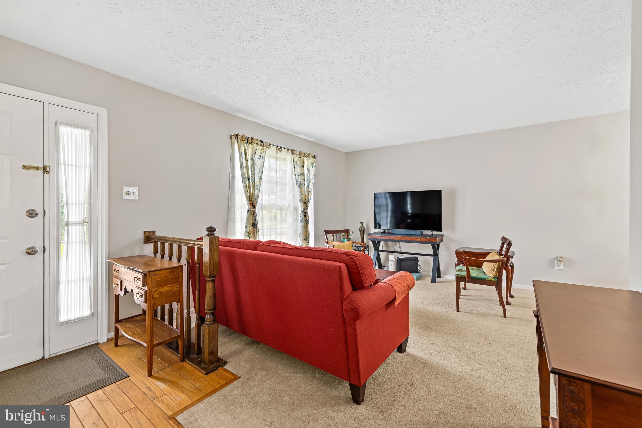 JOHNNYCAKE - Residential