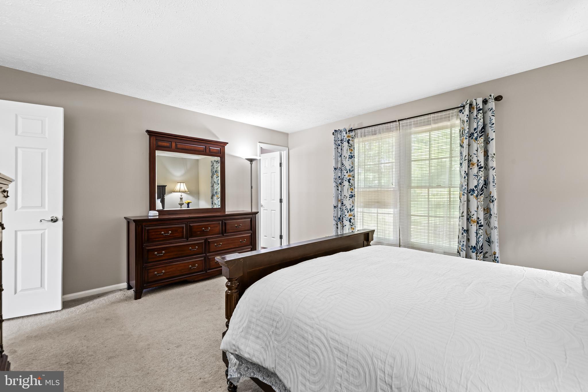 JOHNNYCAKE - Residential