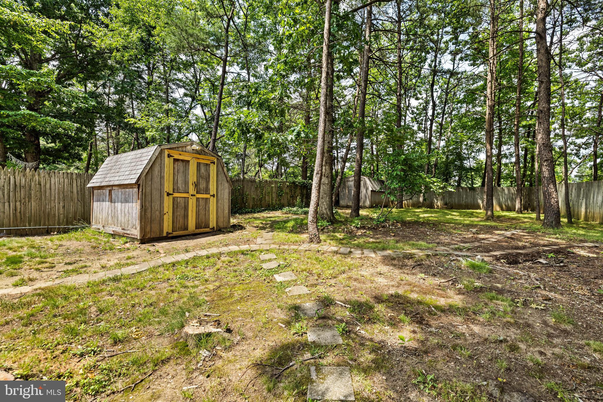JOHNNYCAKE - Residential