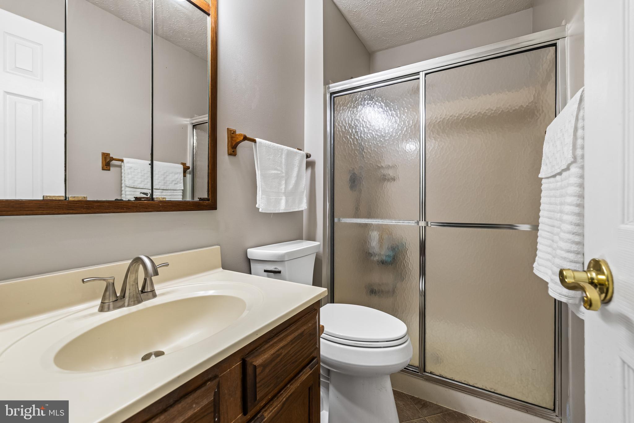 JOHNNYCAKE - Residential