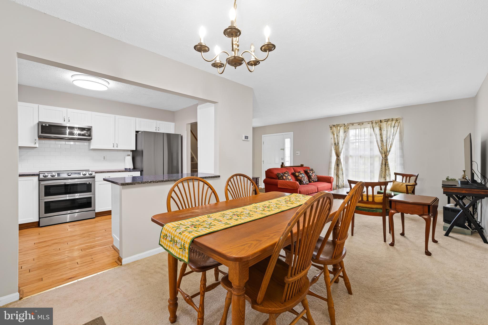 JOHNNYCAKE - Residential