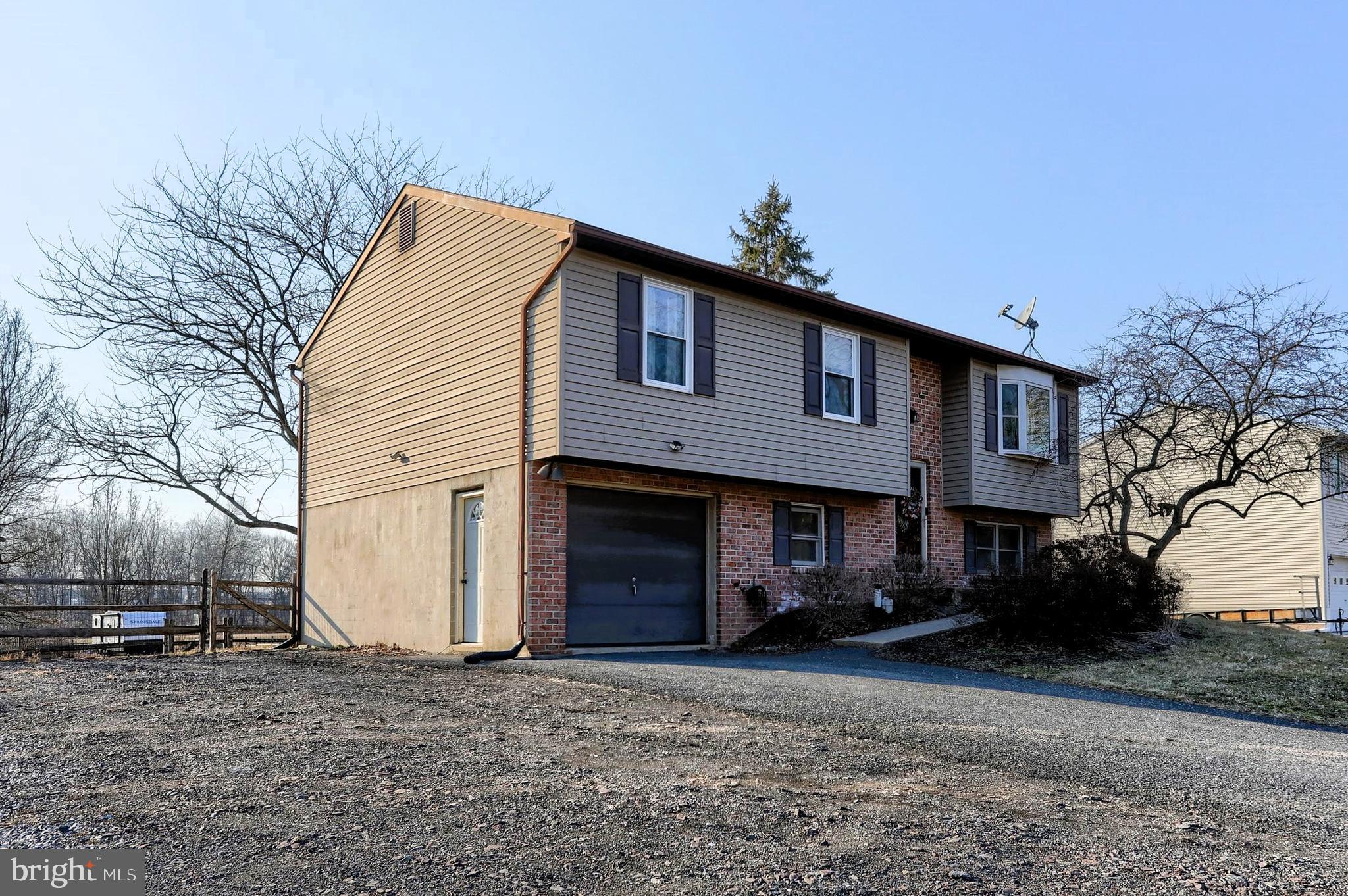 JONESTOWN - Residential