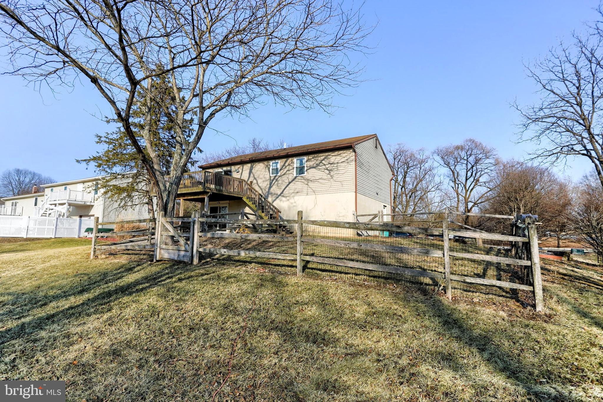 JONESTOWN - Residential