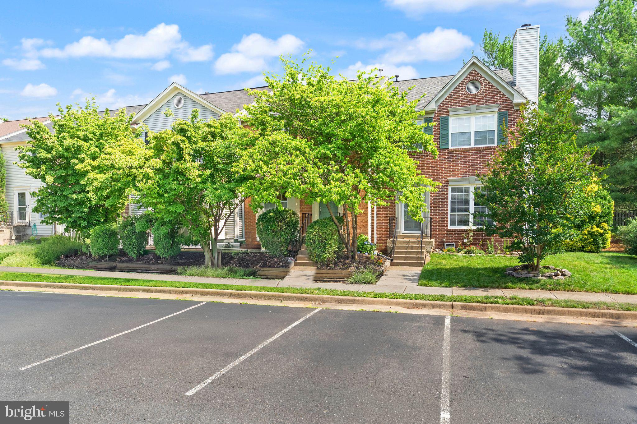 POTOMAC CROSSING - Residential