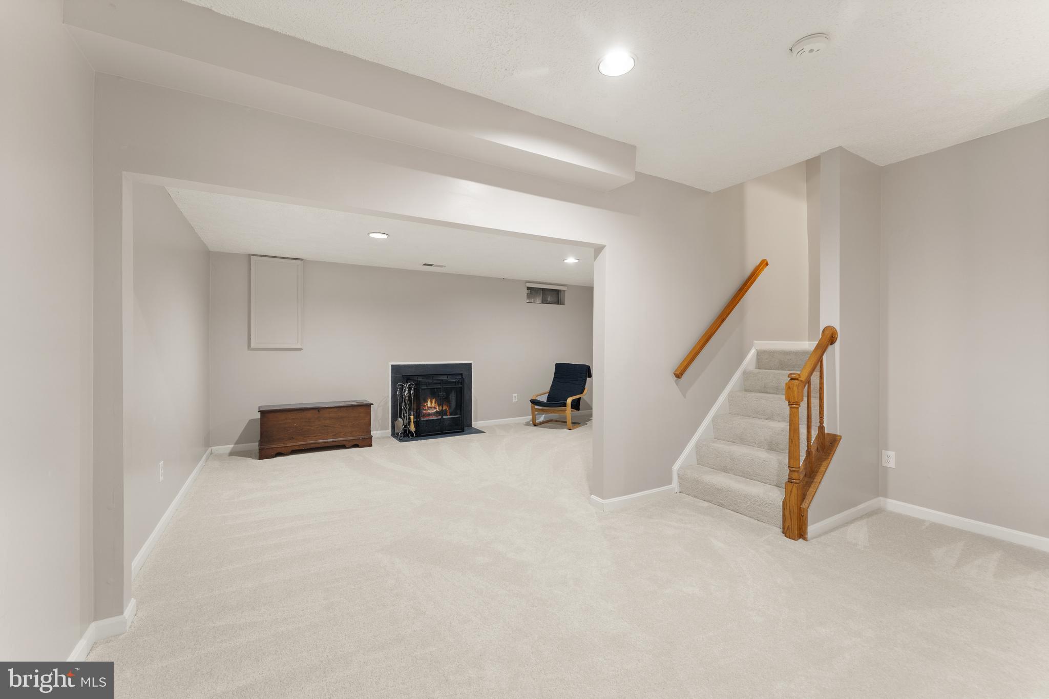 POTOMAC CROSSING - Residential
