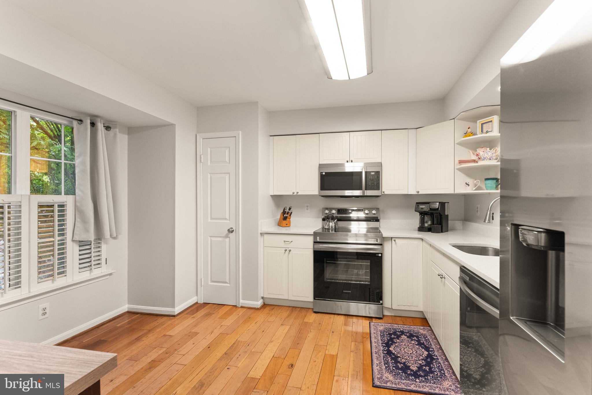 POTOMAC CROSSING - Residential