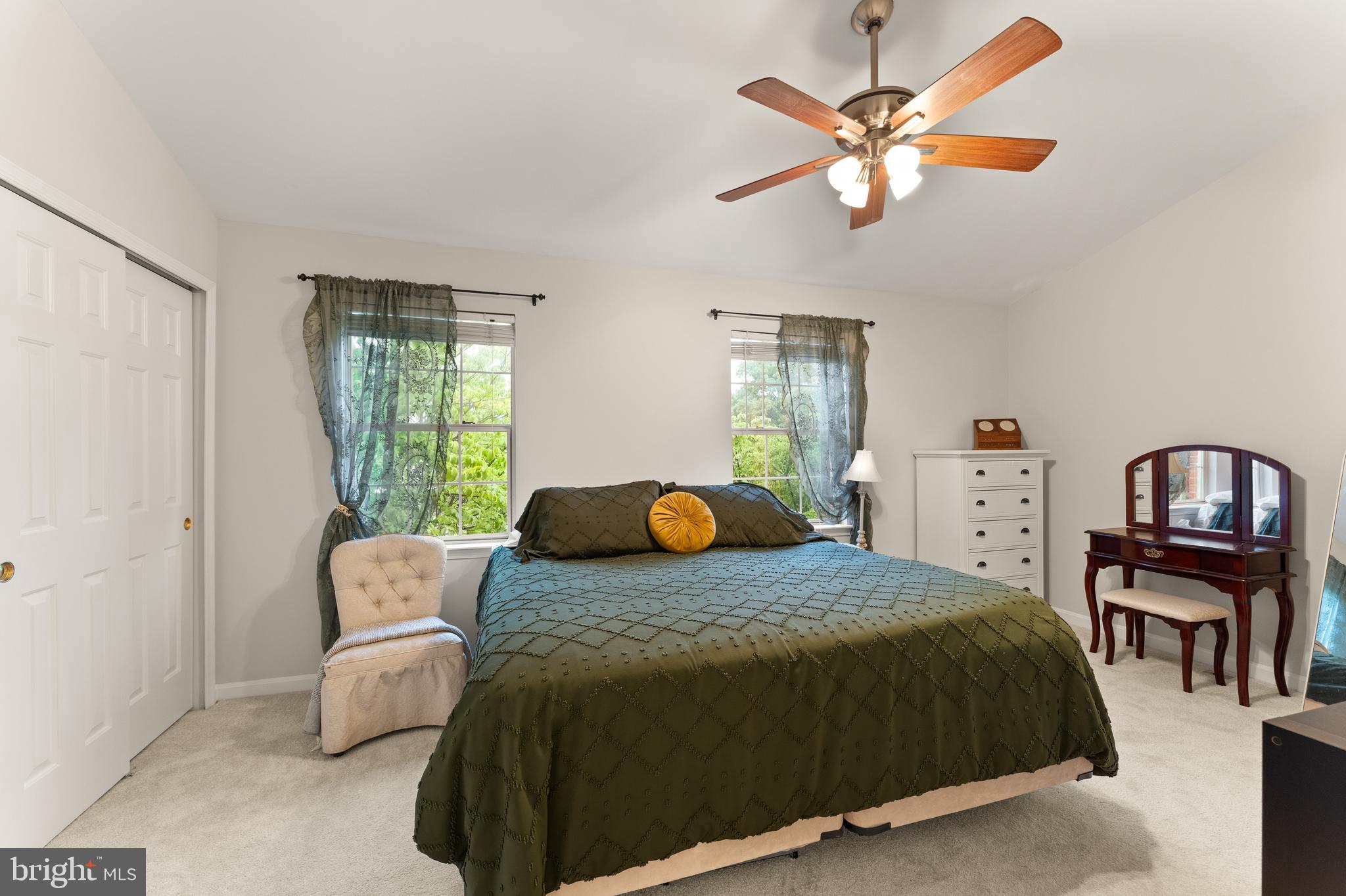 POTOMAC CROSSING - Residential