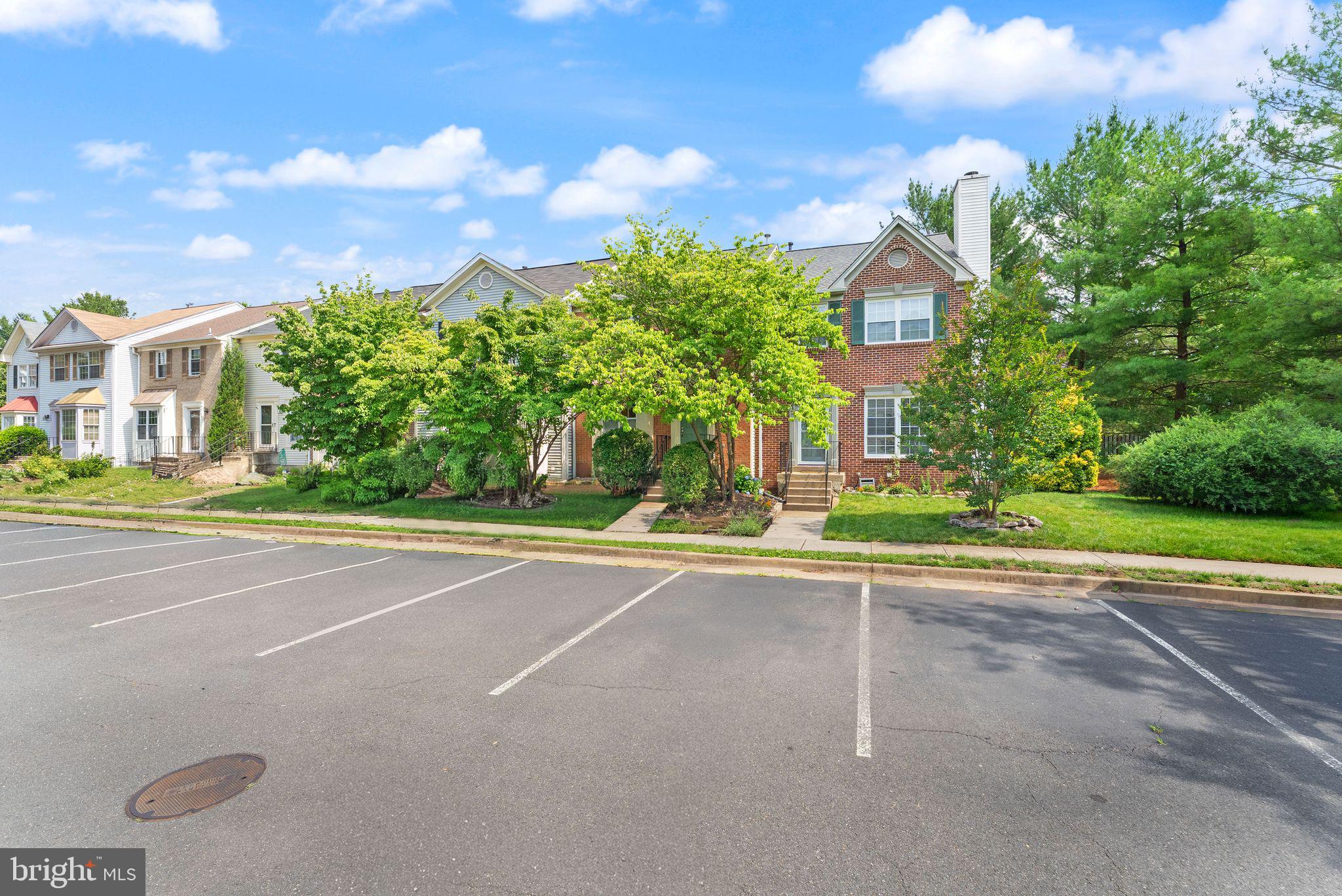 POTOMAC CROSSING - Residential
