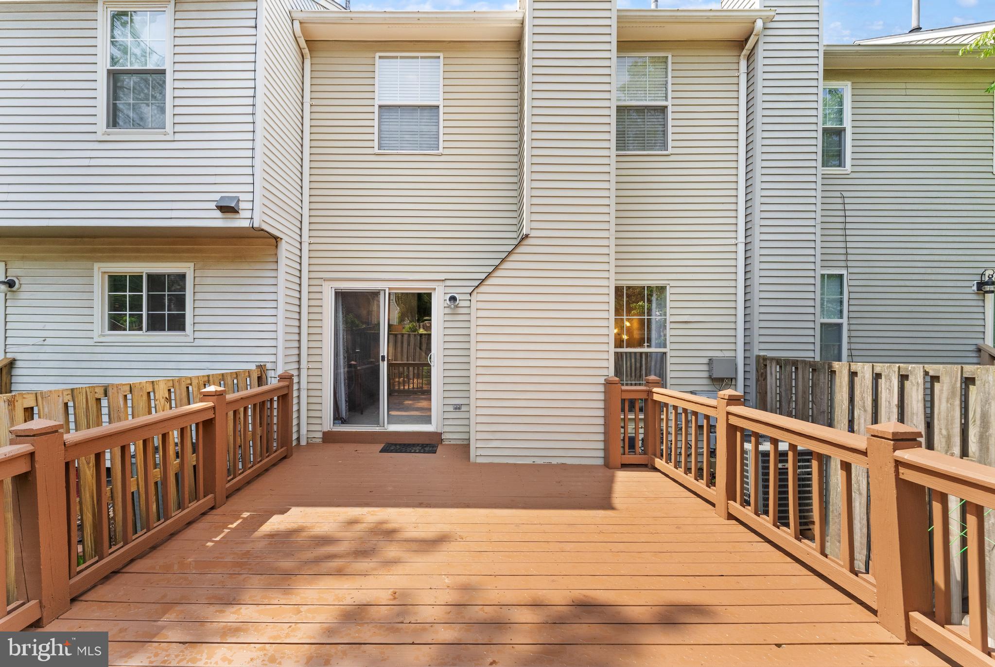 POTOMAC CROSSING - Residential