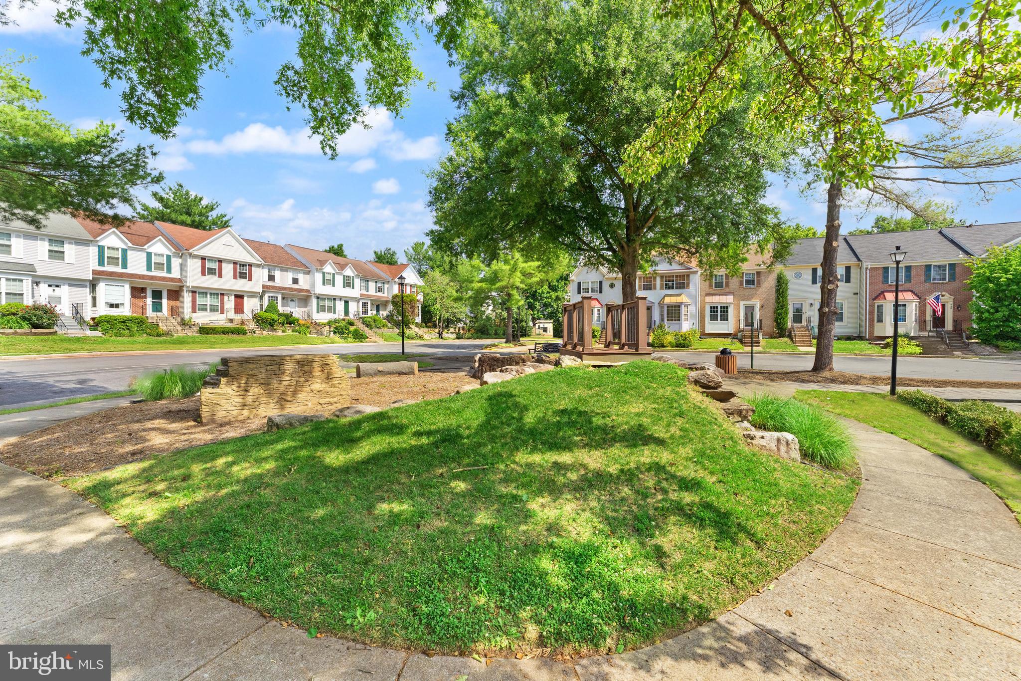 POTOMAC CROSSING - Residential