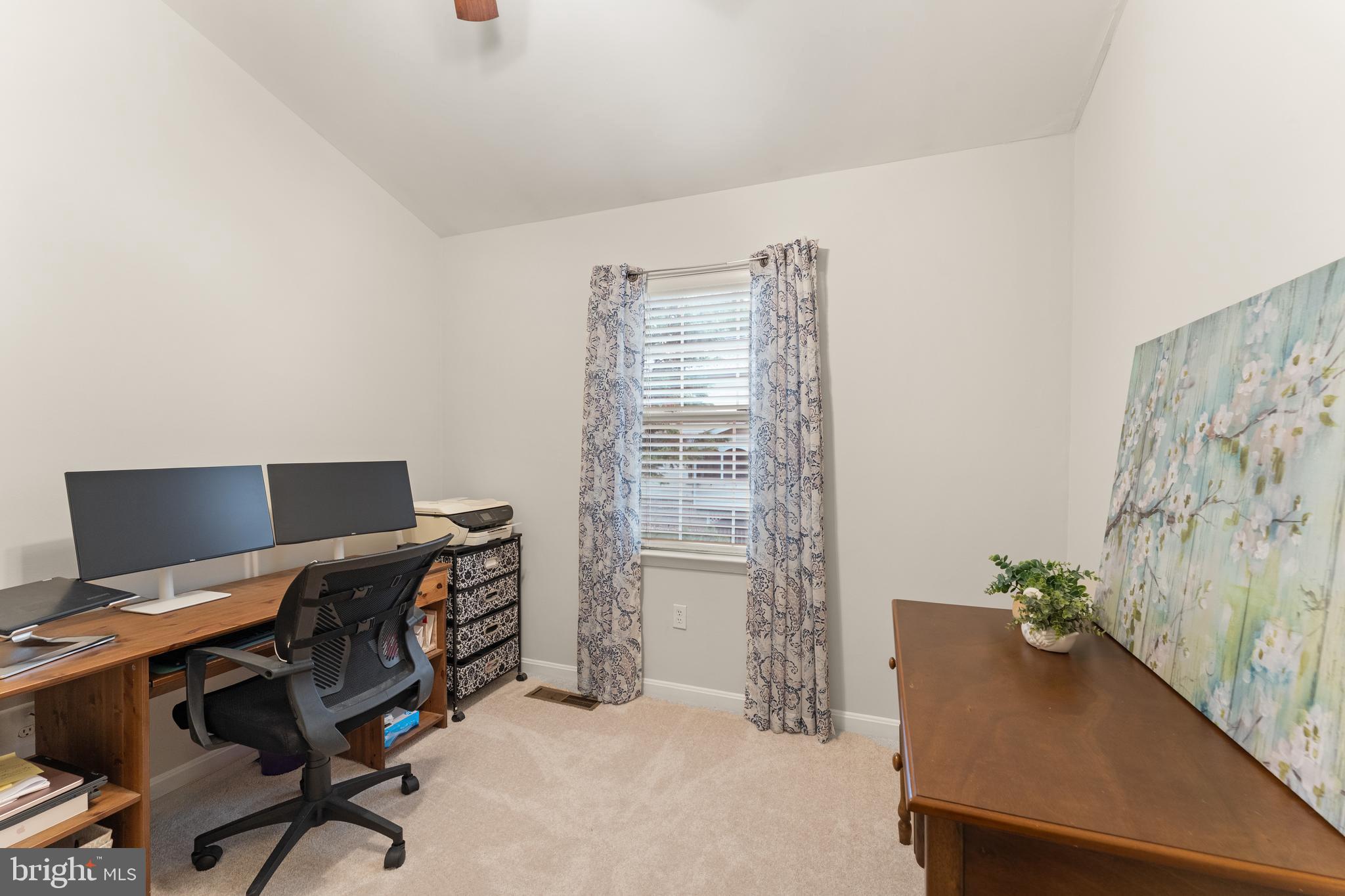 POTOMAC CROSSING - Residential