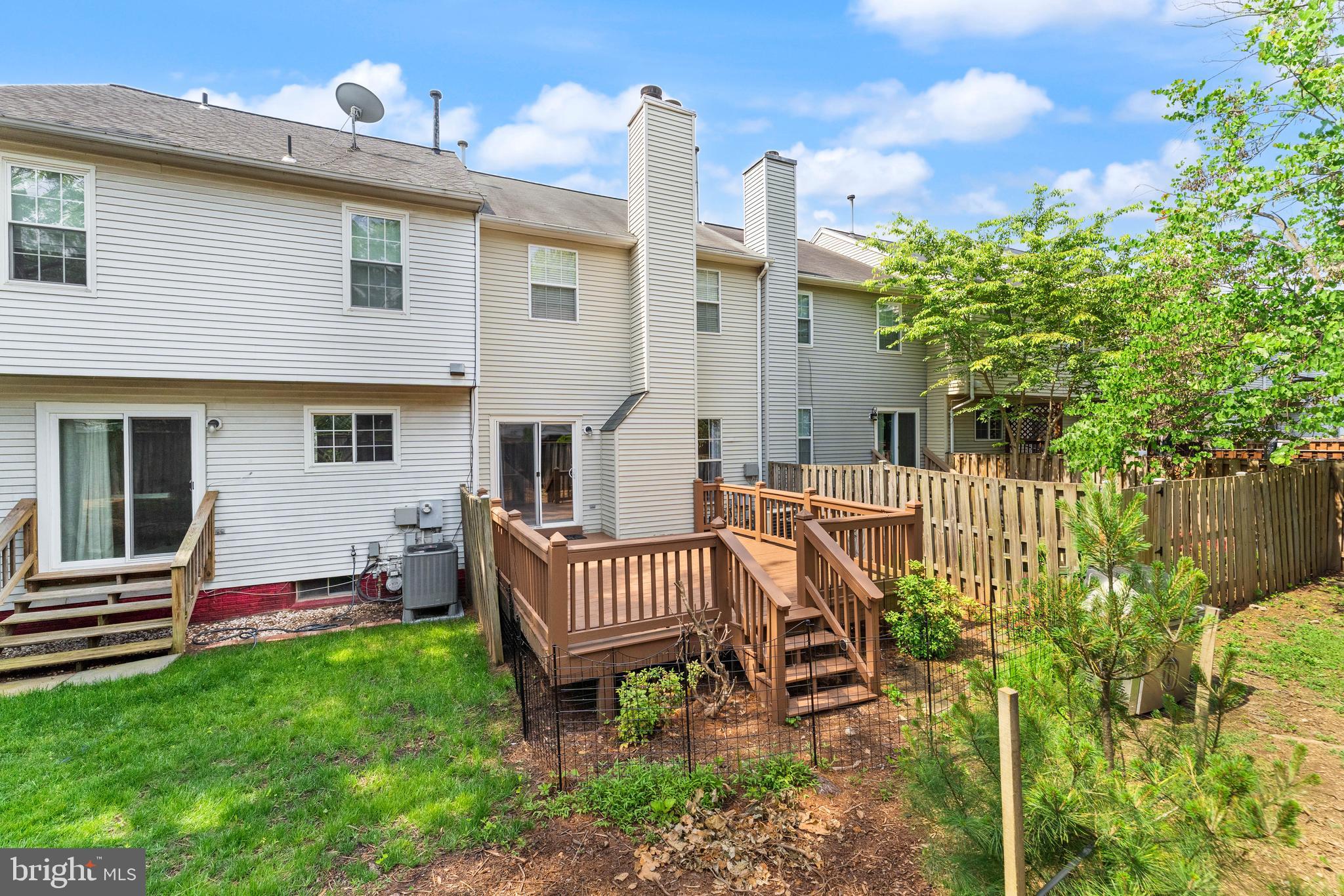 POTOMAC CROSSING - Residential
