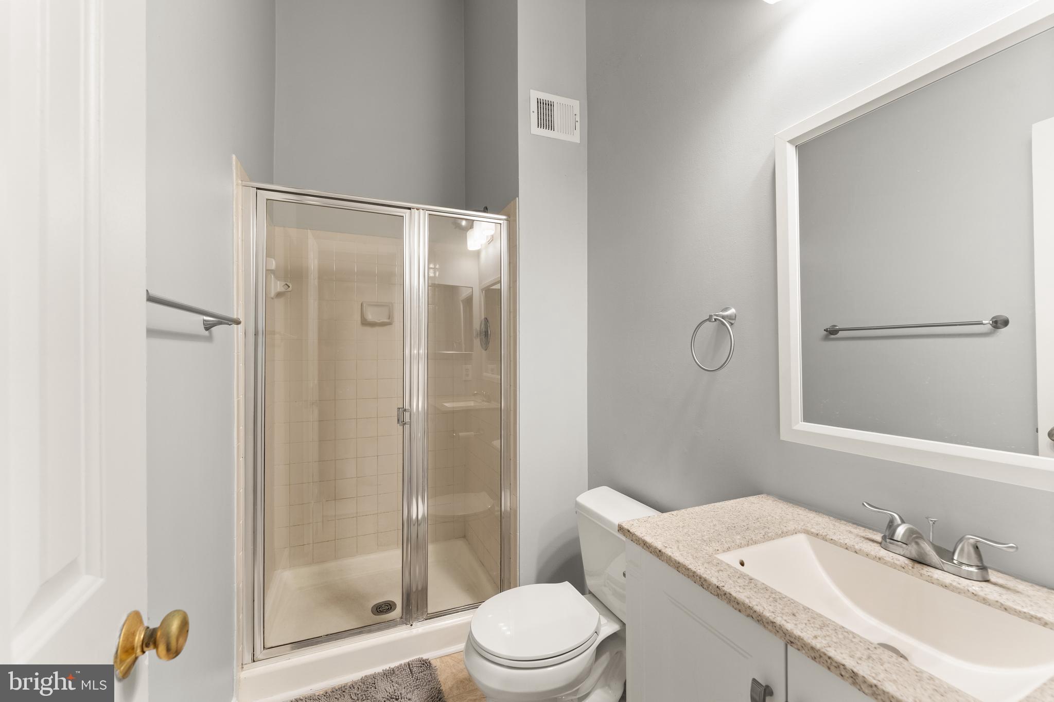 POTOMAC CROSSING - Residential