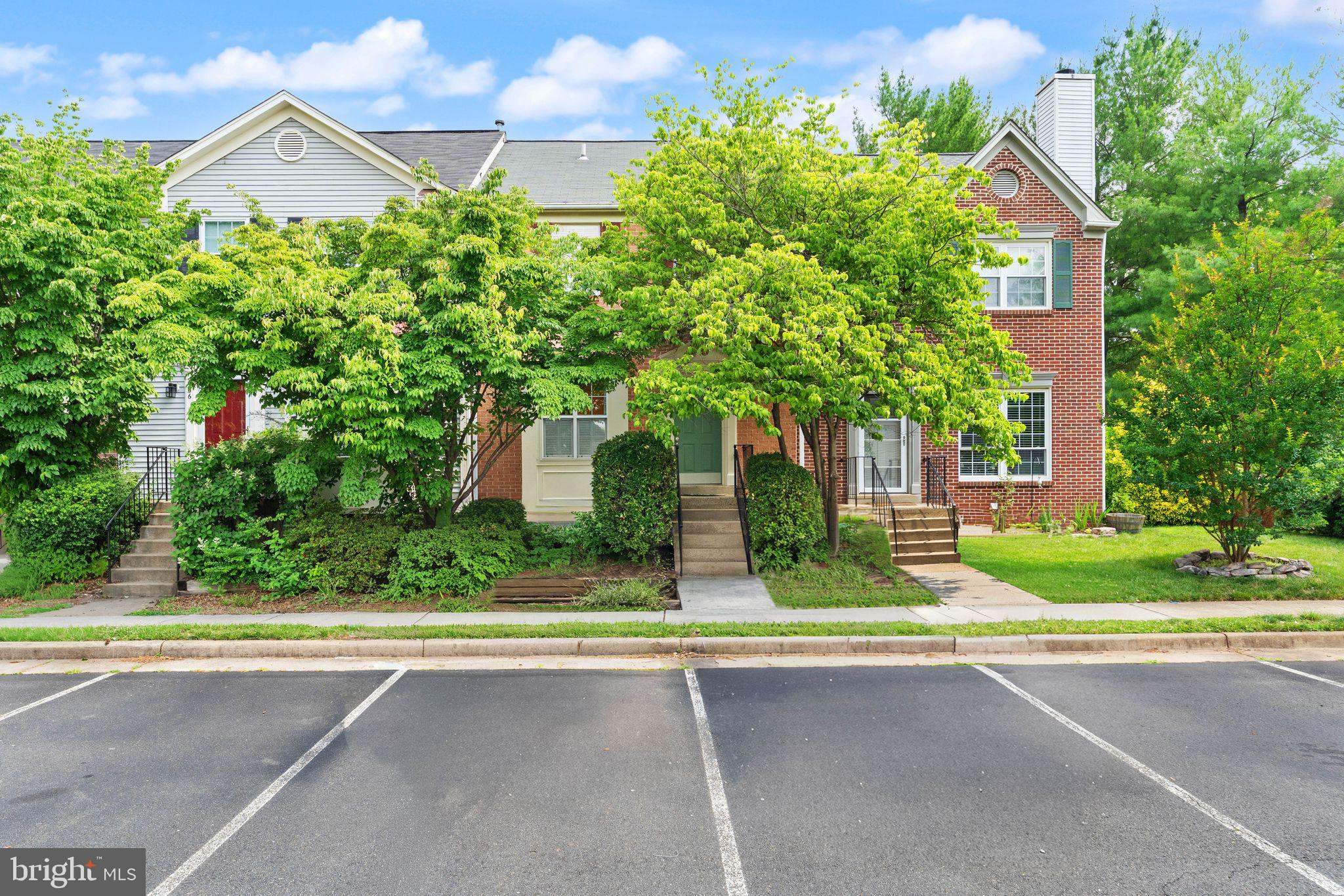 POTOMAC CROSSING - Residential