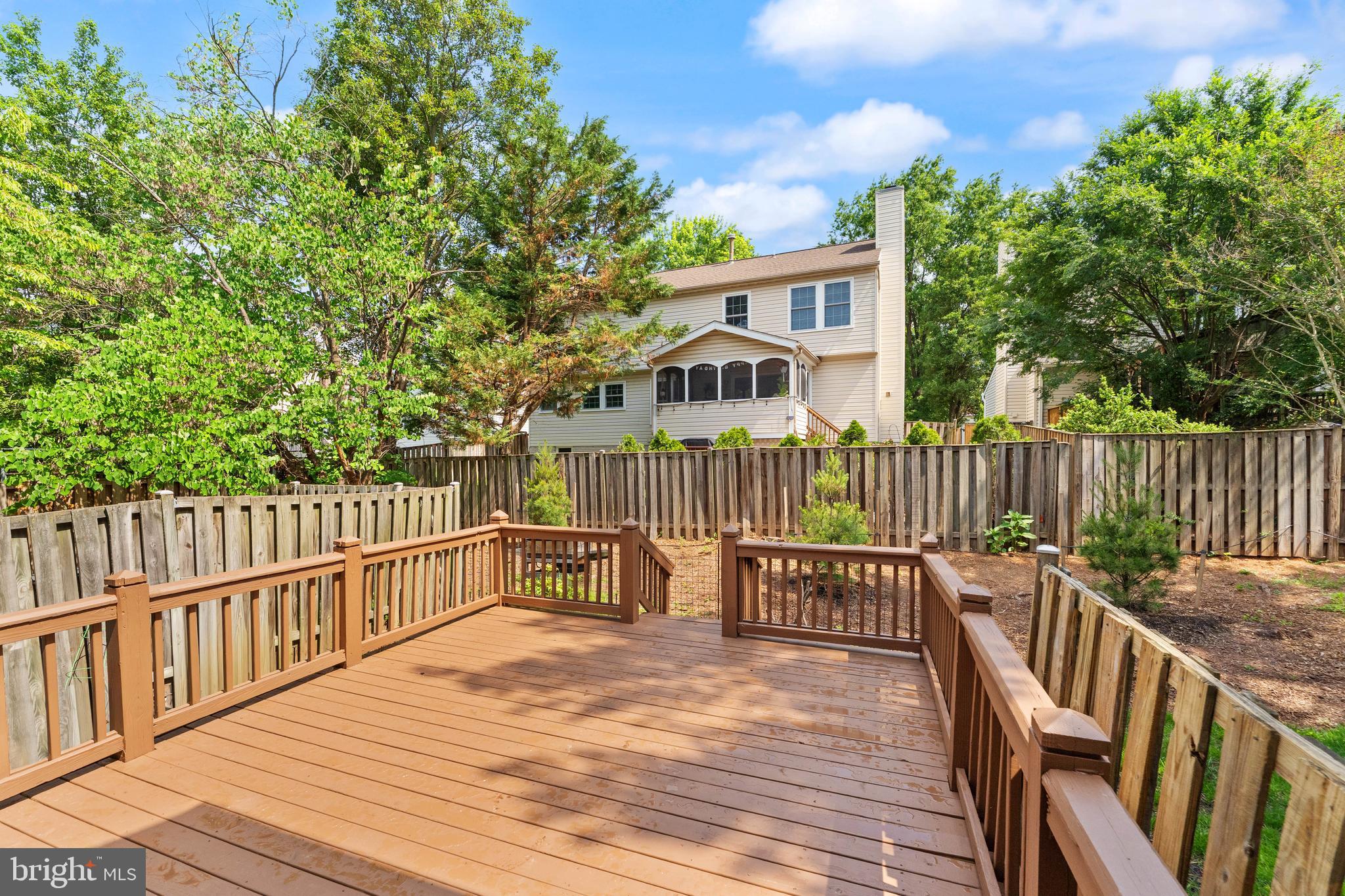 POTOMAC CROSSING - Residential