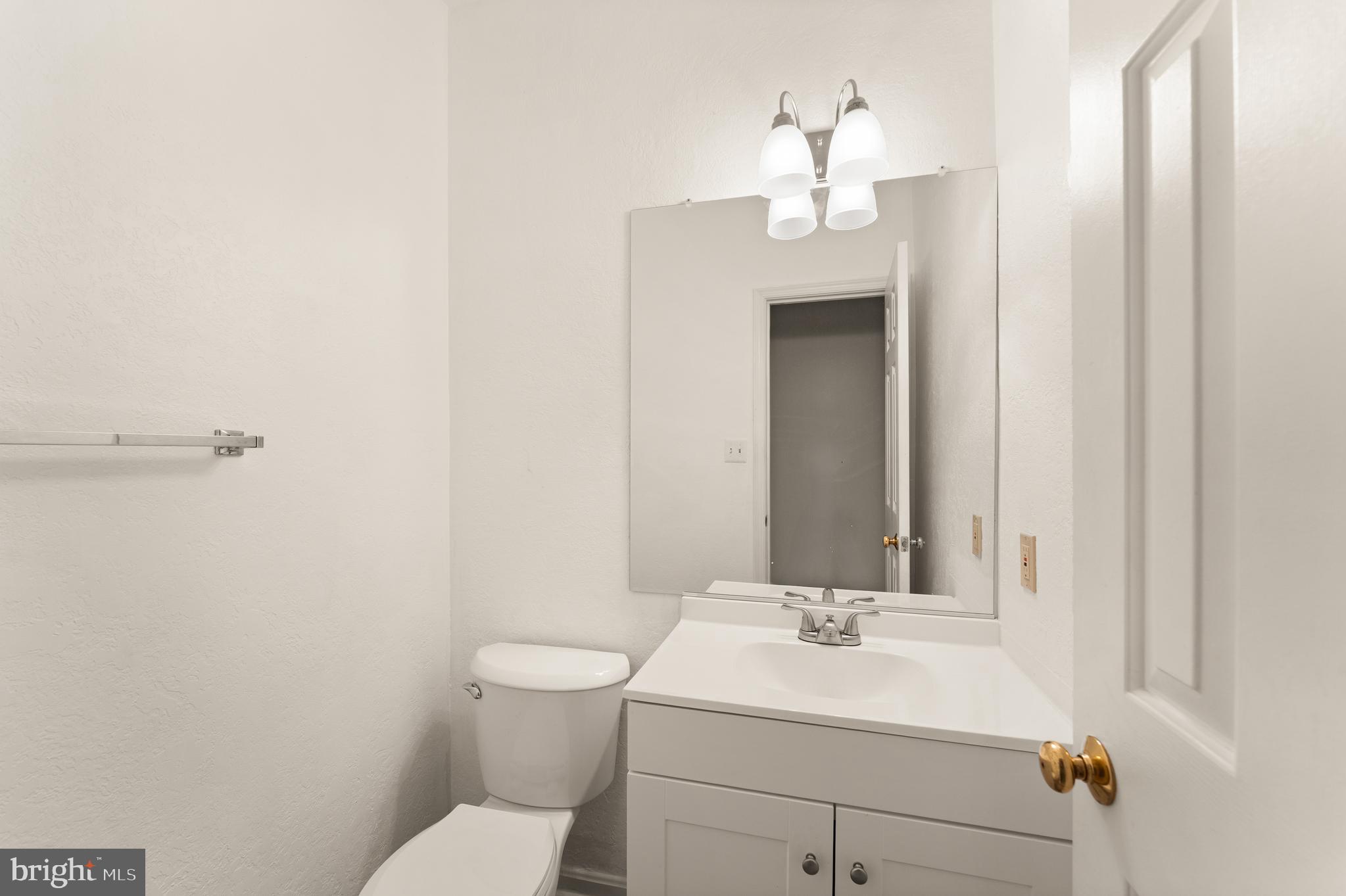POTOMAC CROSSING - Residential