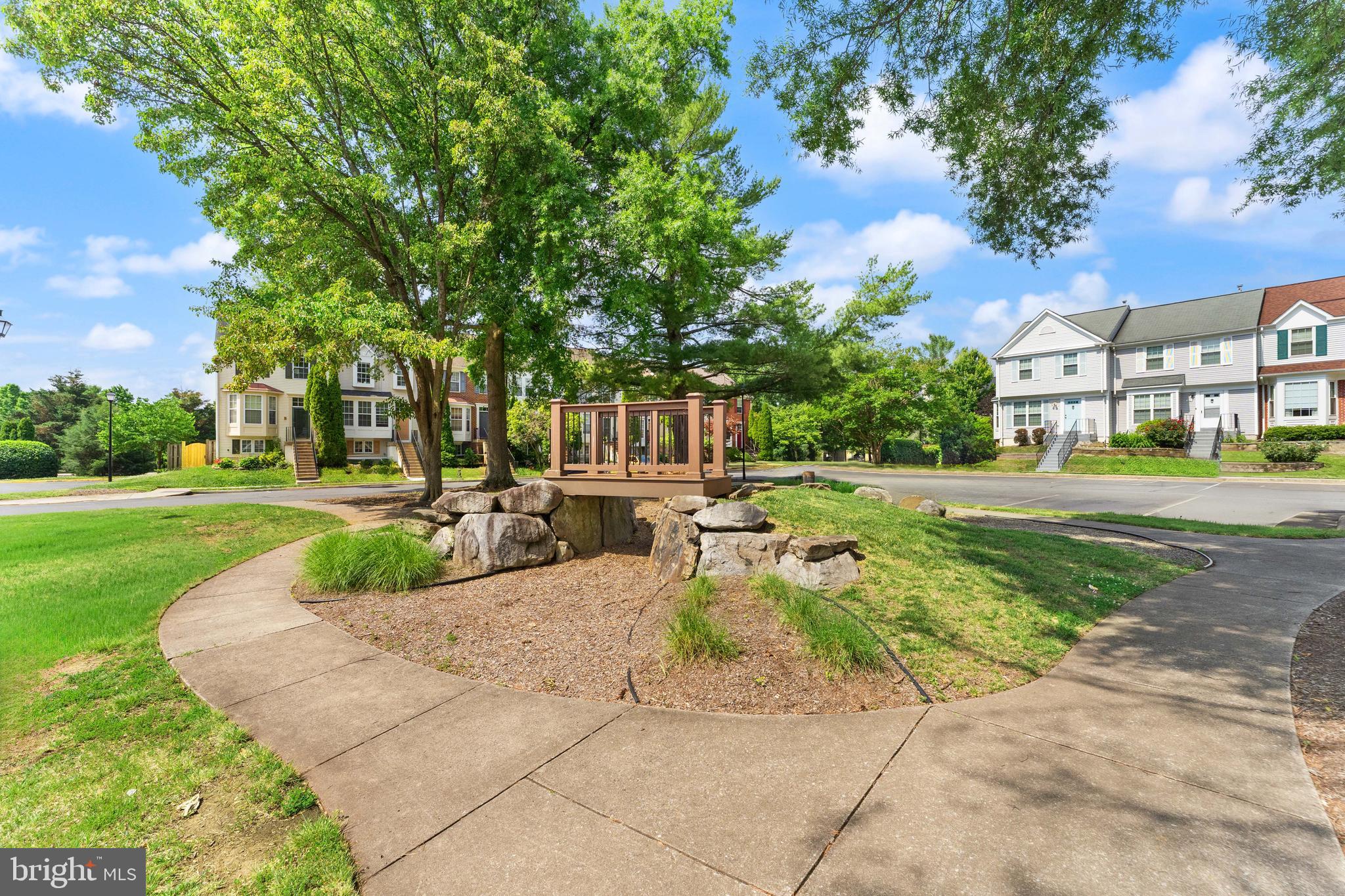 POTOMAC CROSSING - Residential