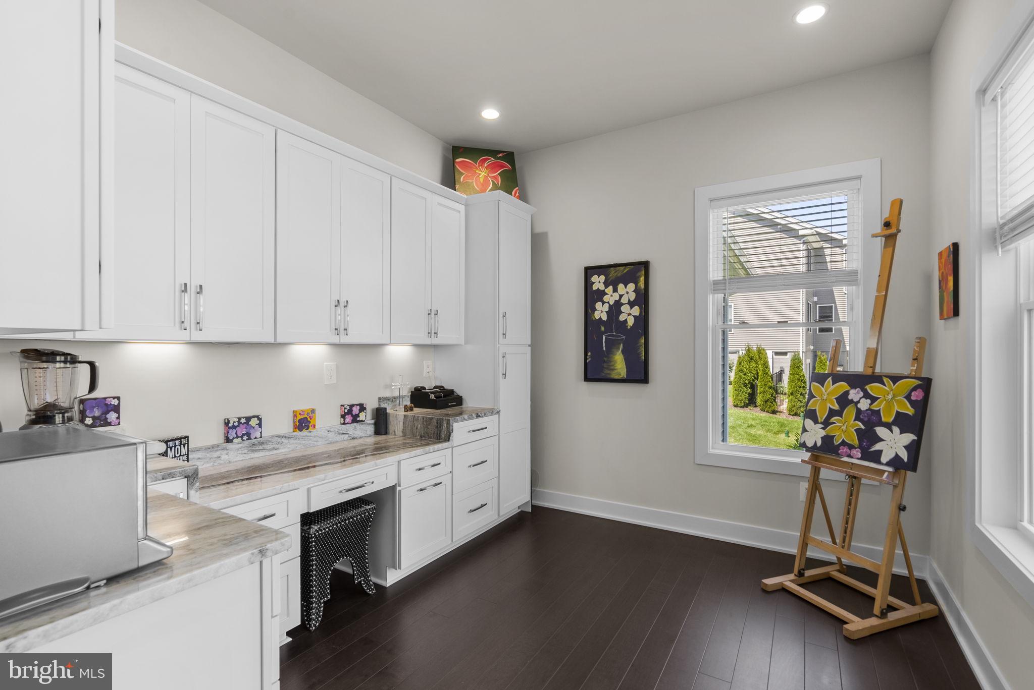 LINDEN GROVE - Residential