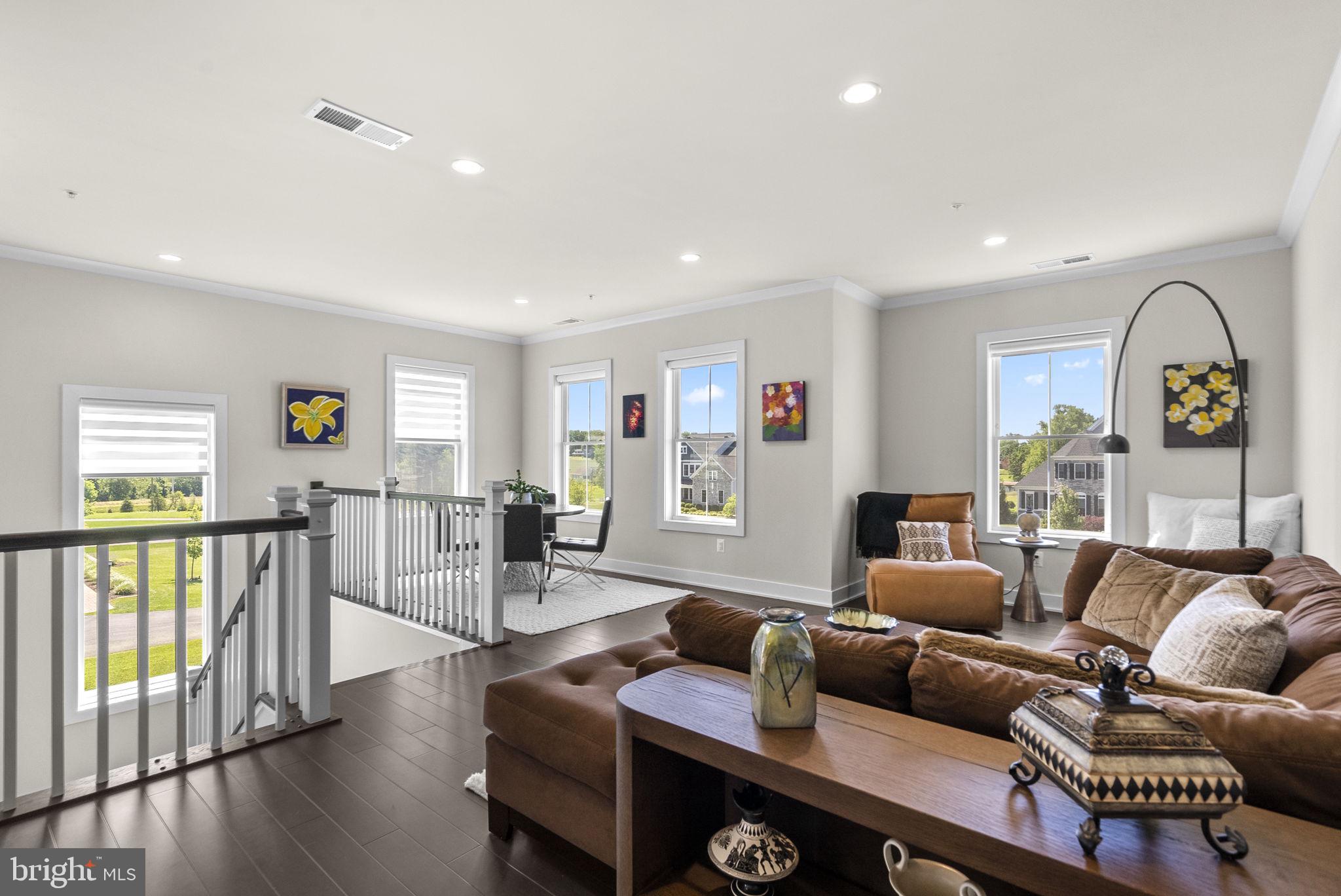 LINDEN GROVE - Residential