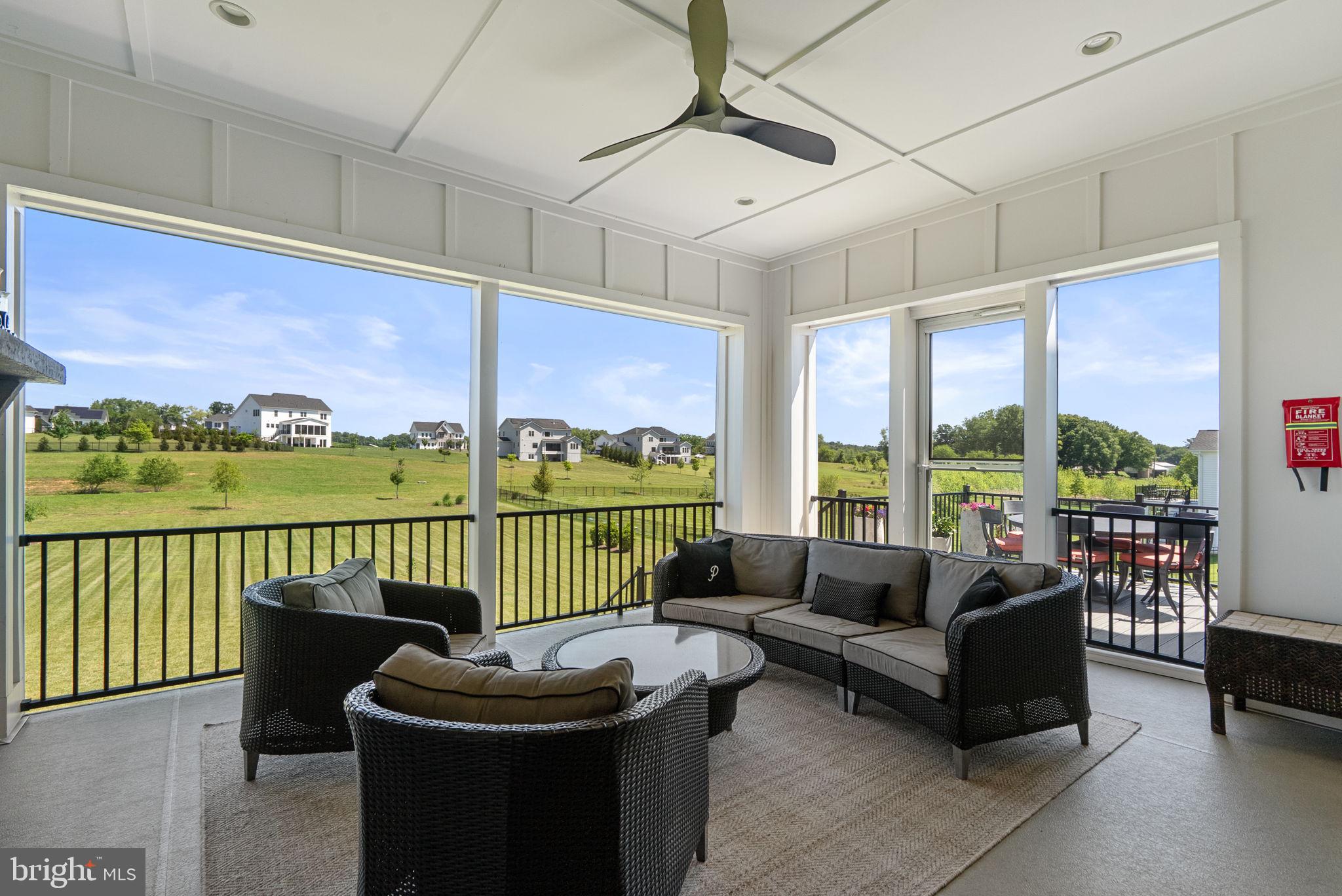 LINDEN GROVE - Residential