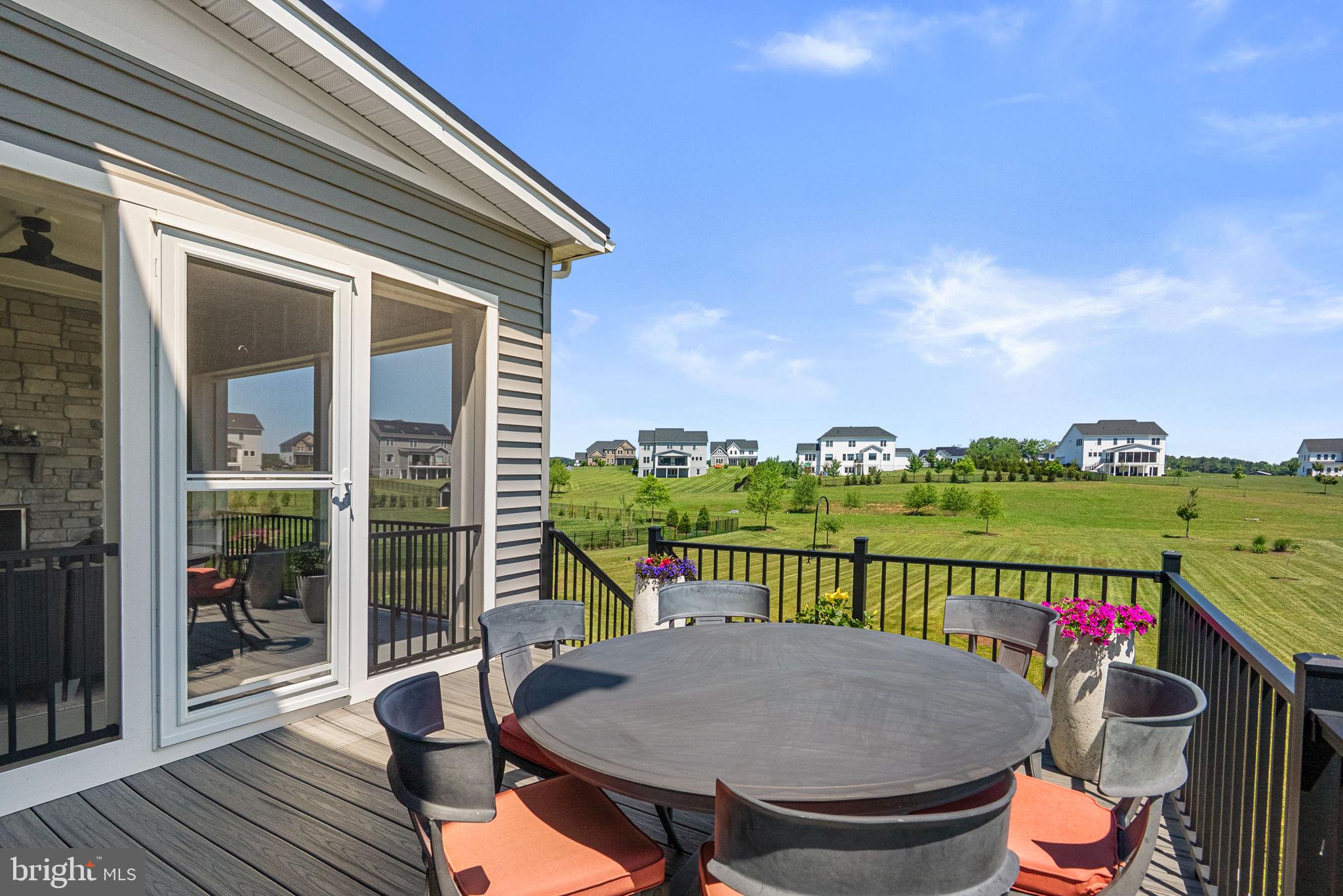 LINDEN GROVE - Residential