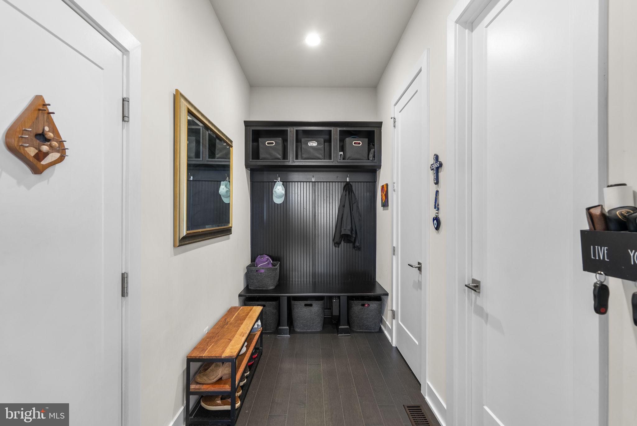 LINDEN GROVE - Residential