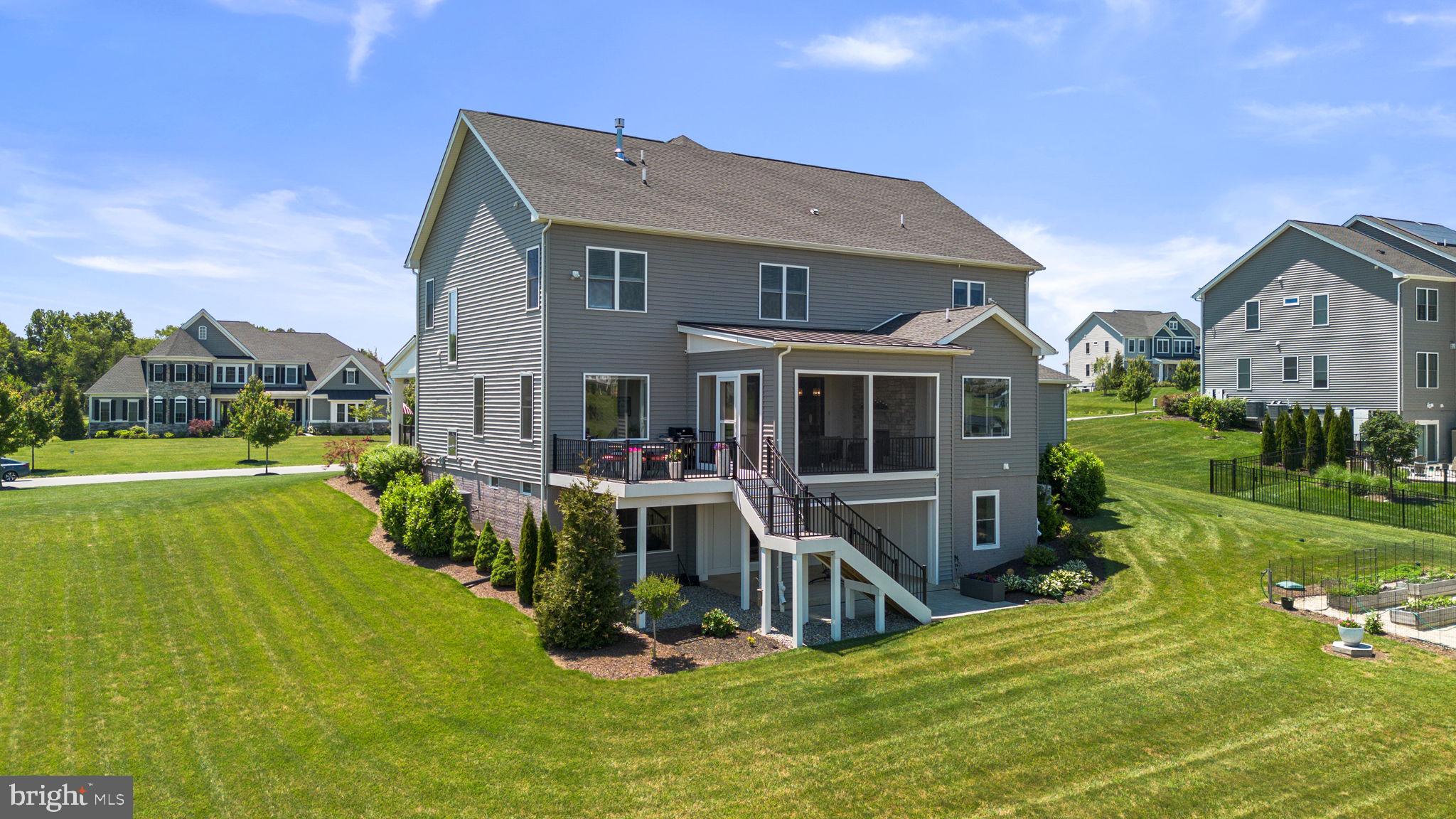 LINDEN GROVE - Residential
