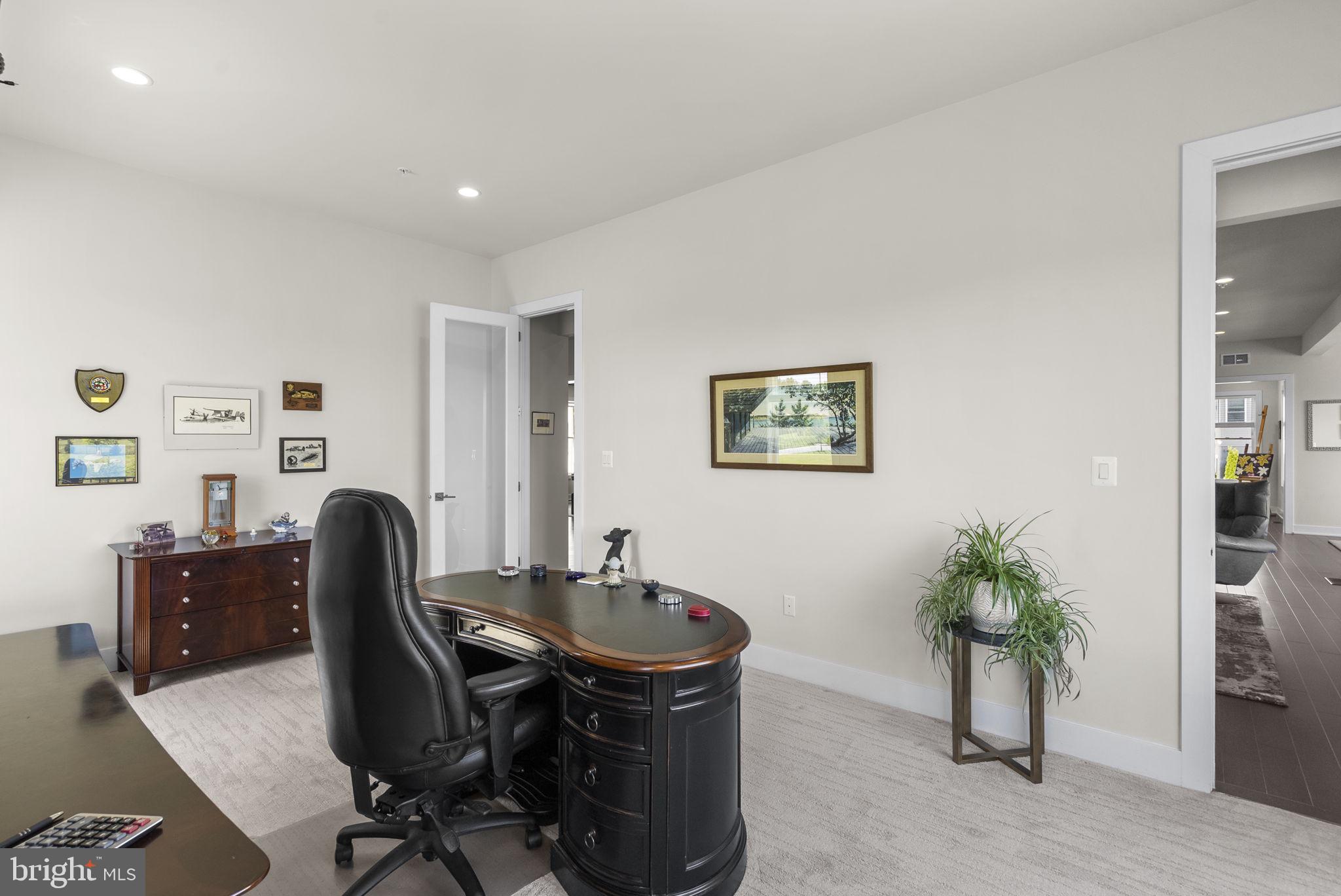 LINDEN GROVE - Residential