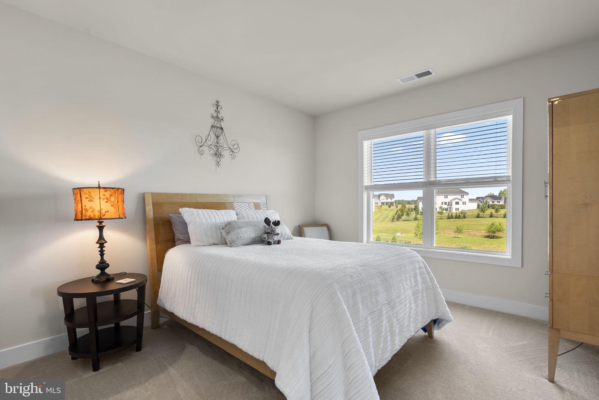 LINDEN GROVE - Residential