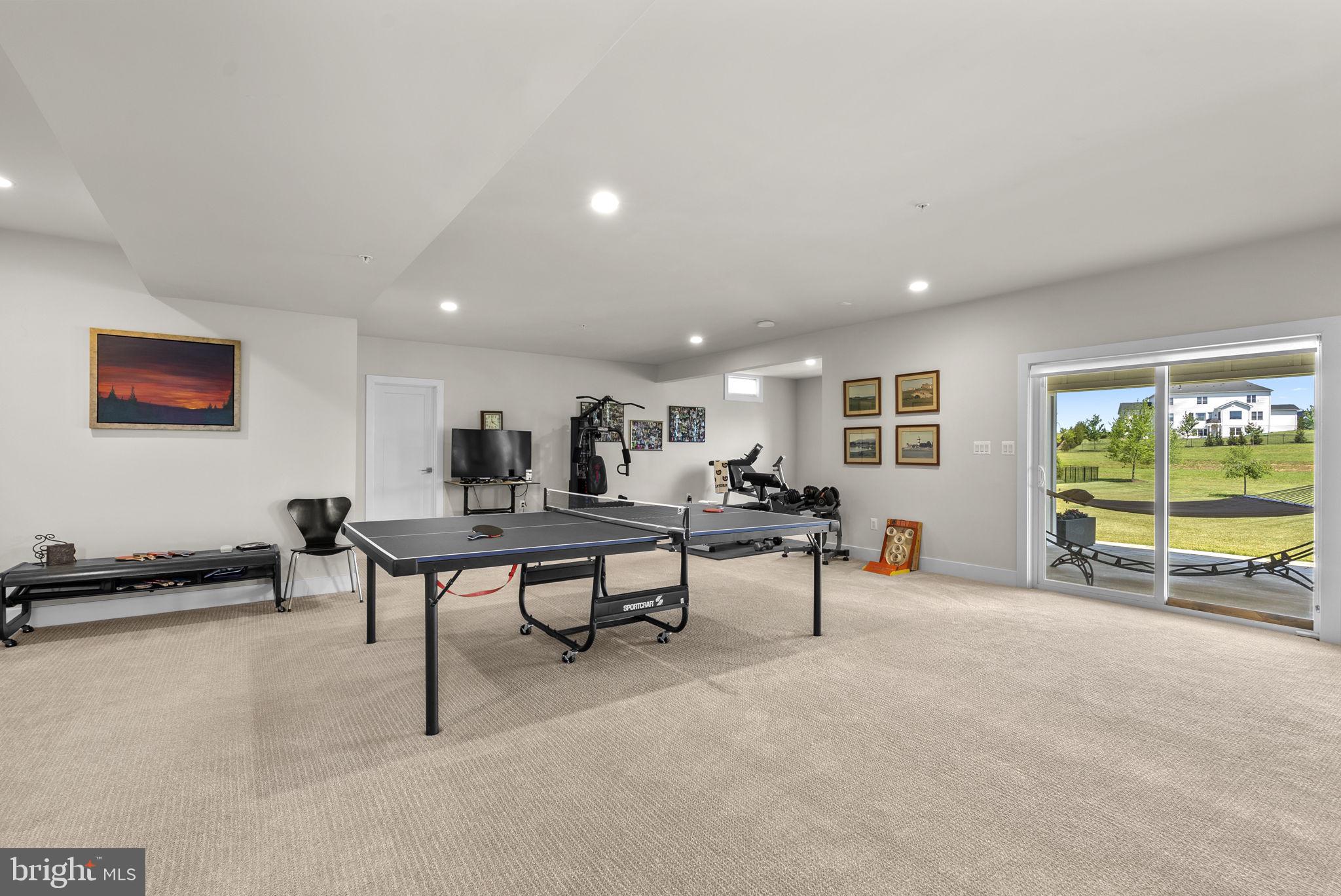 LINDEN GROVE - Residential
