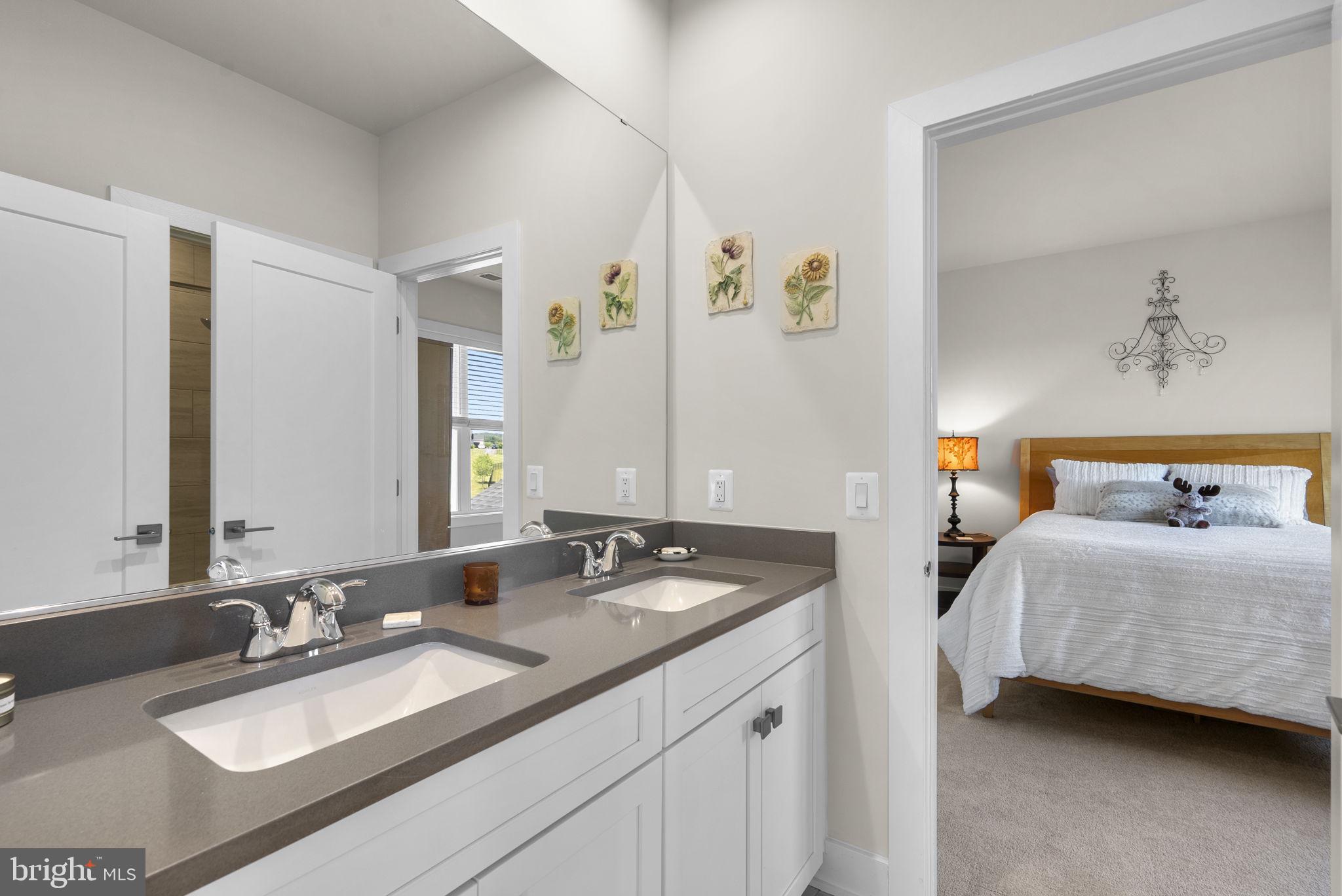 LINDEN GROVE - Residential