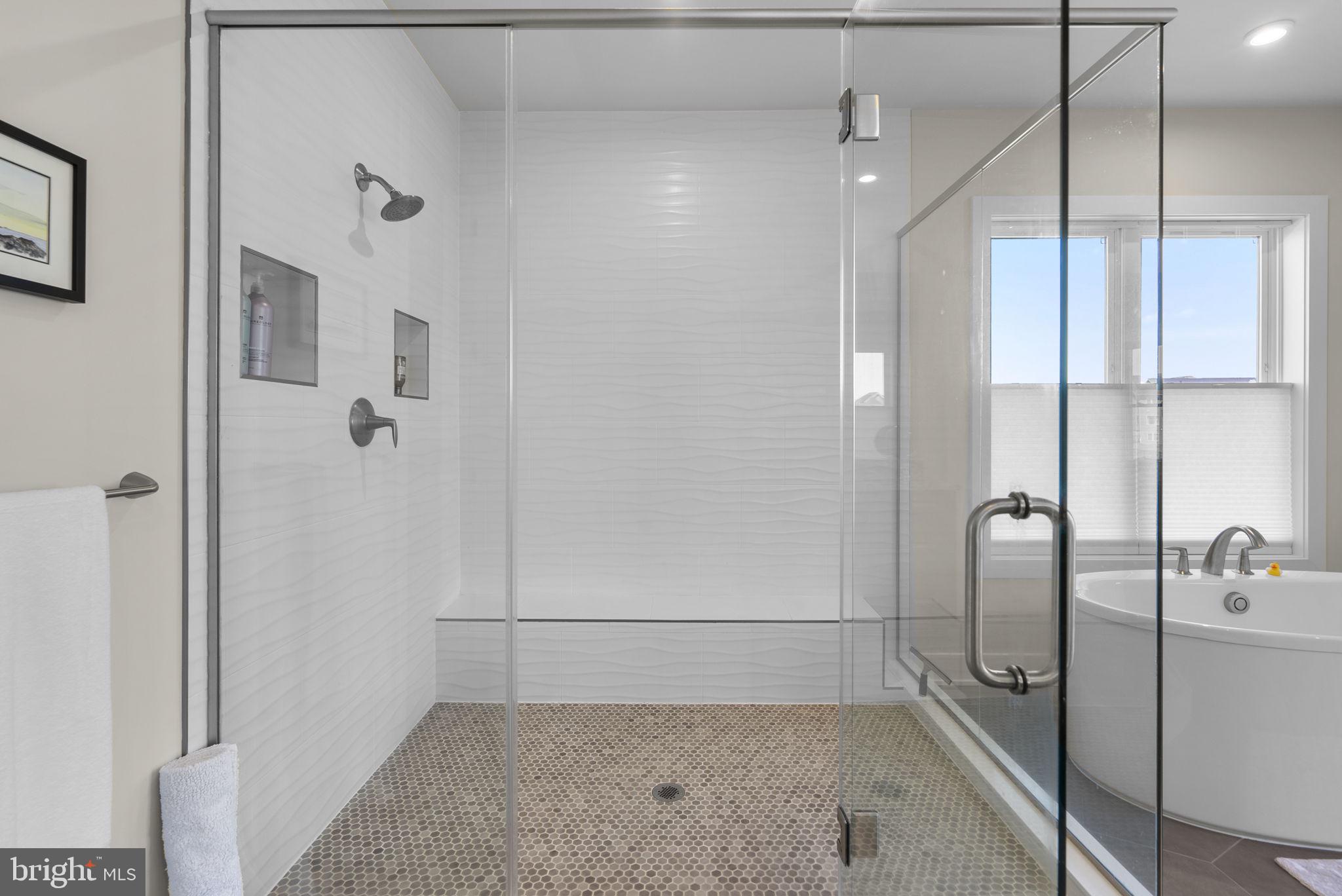 LINDEN GROVE - Residential
