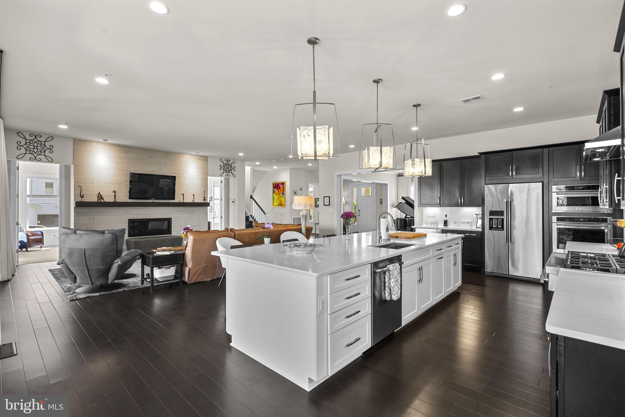 LINDEN GROVE - Residential
