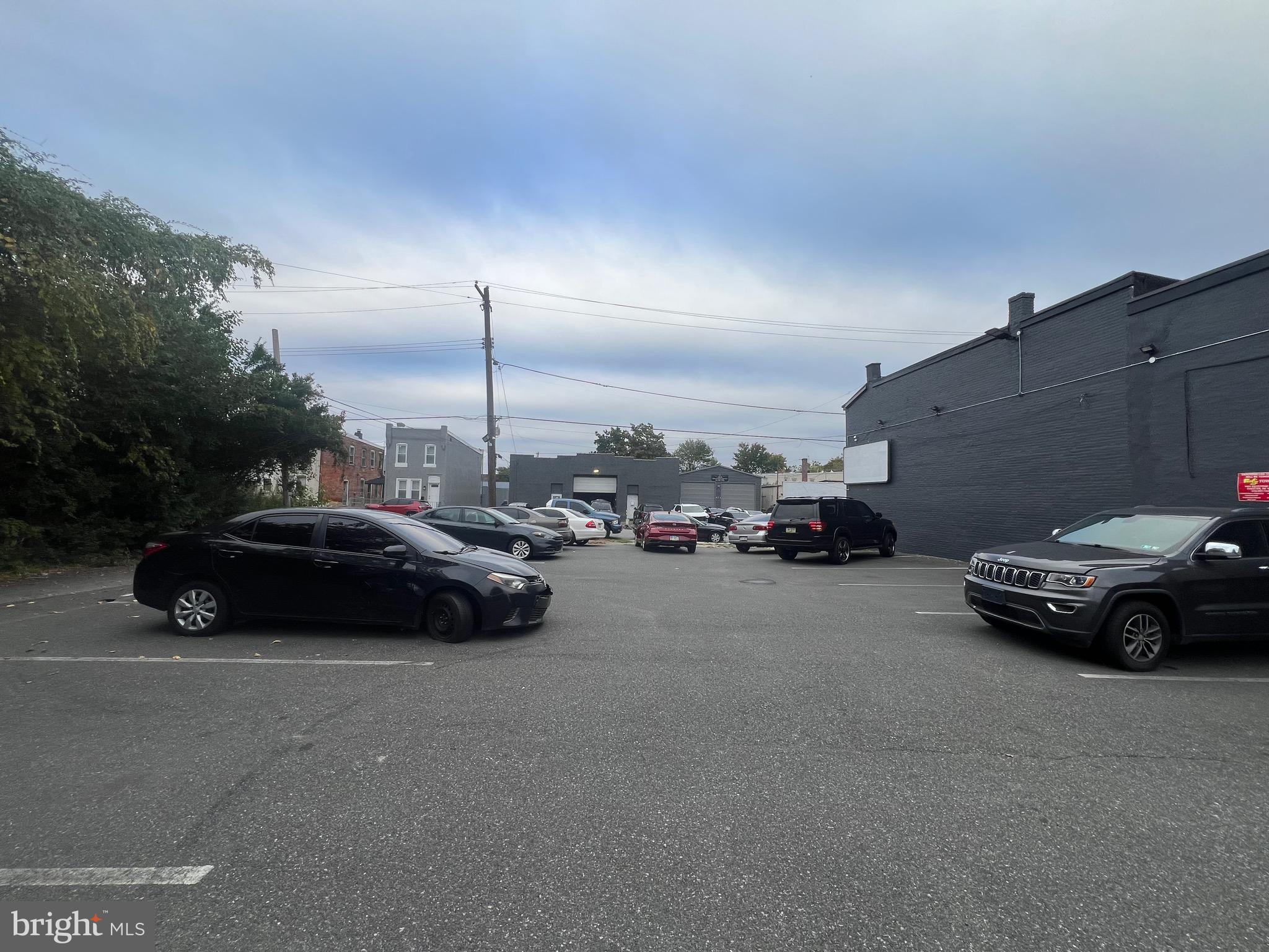 Great location  one block from rte 291 , minutes from I- 95, 322, the Soccer Complex and Stadium.  5 consecutive lots are being  sold as a package deal They are 208,210,212,214, & 216 Kerlin St. The 3 of the vacant  lots  have been paved and is ready for your use. The seller is motivated