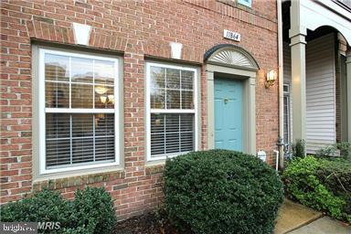 GLADE AT HUNTERS WOODS - Residential Lease